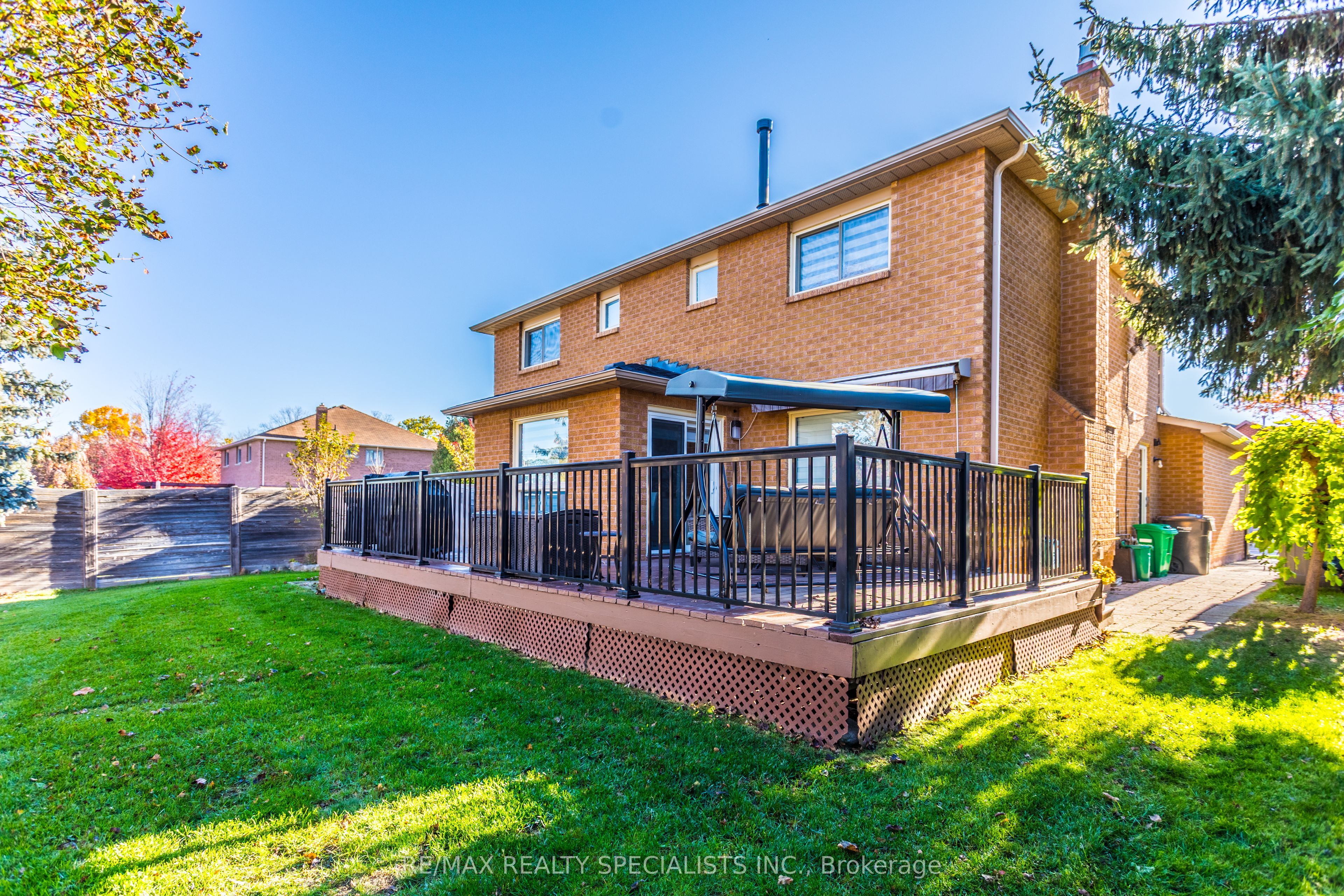 1 Burwash Court Property Photo 41