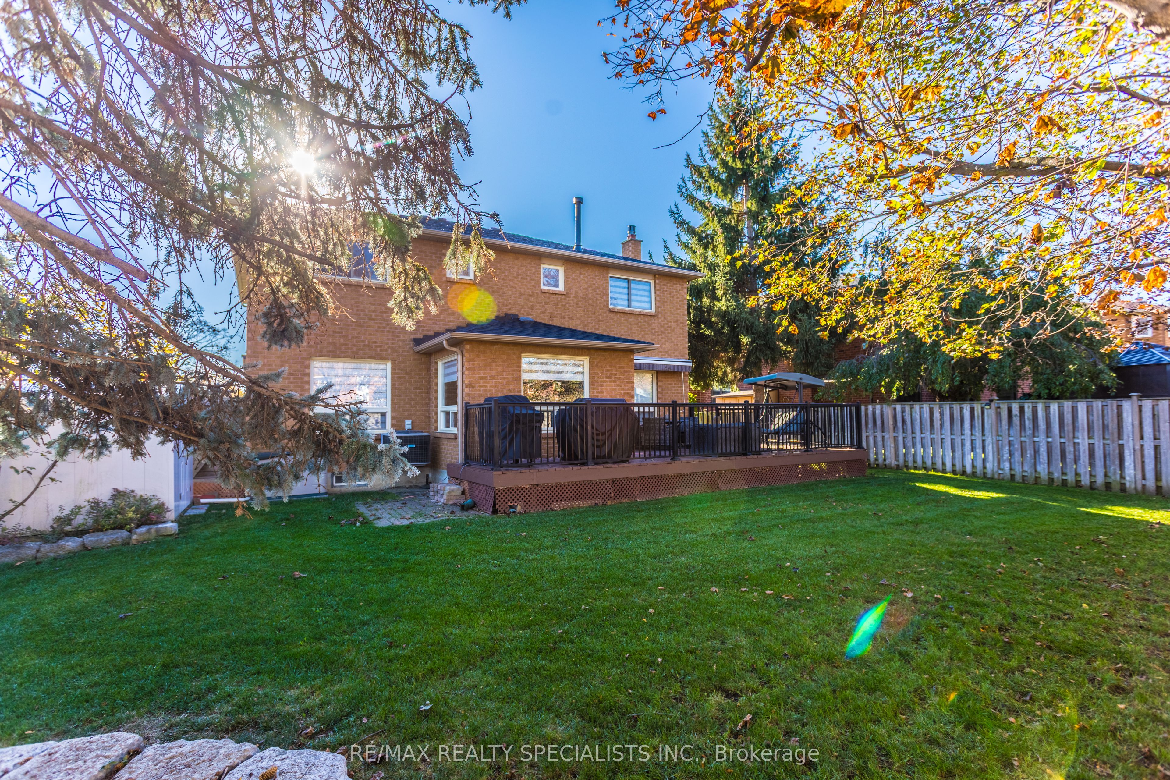 1 Burwash Court Property Photo 44