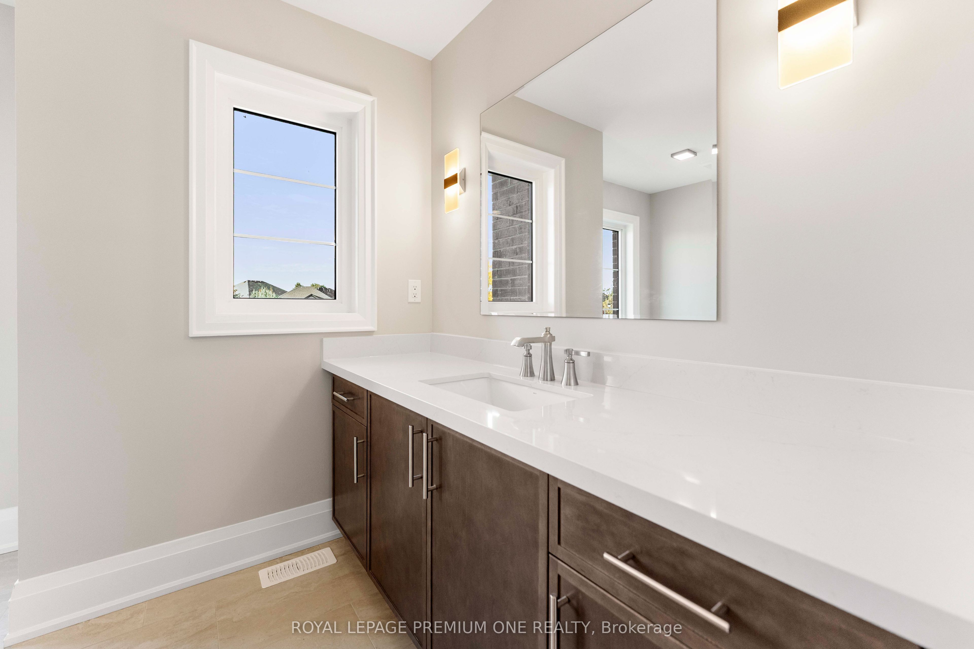14 Jack Kenny Court Property Photo 44