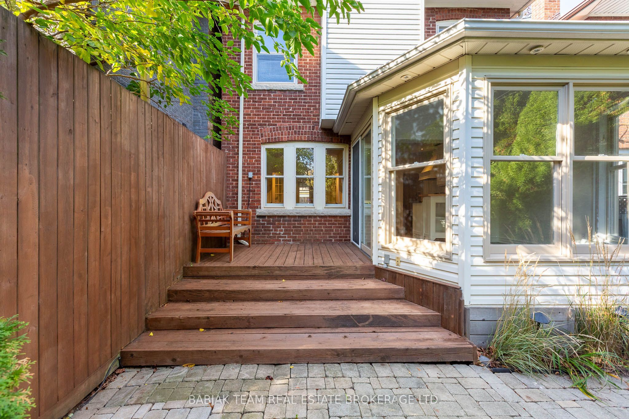 21 Humber Trail Property Photo 44