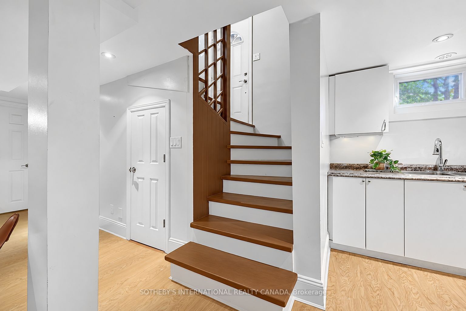 16 Smithfield Drive Property Photo 18