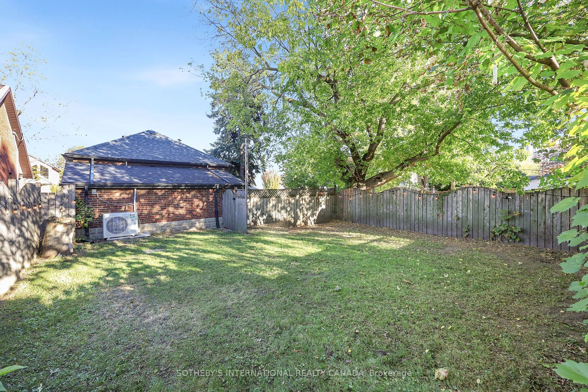 16 Smithfield Drive Property Photo 34