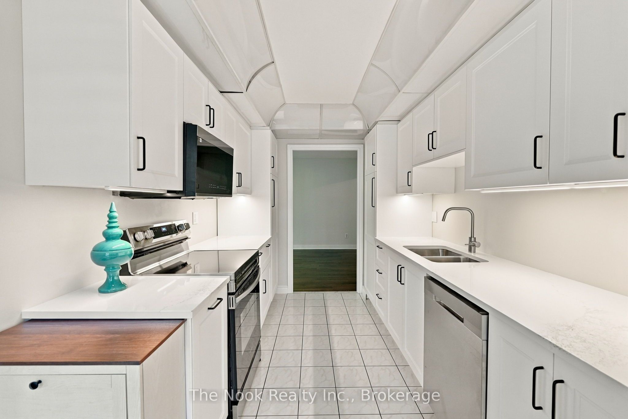 1 Ripley Avenue 213 Property Photo 15