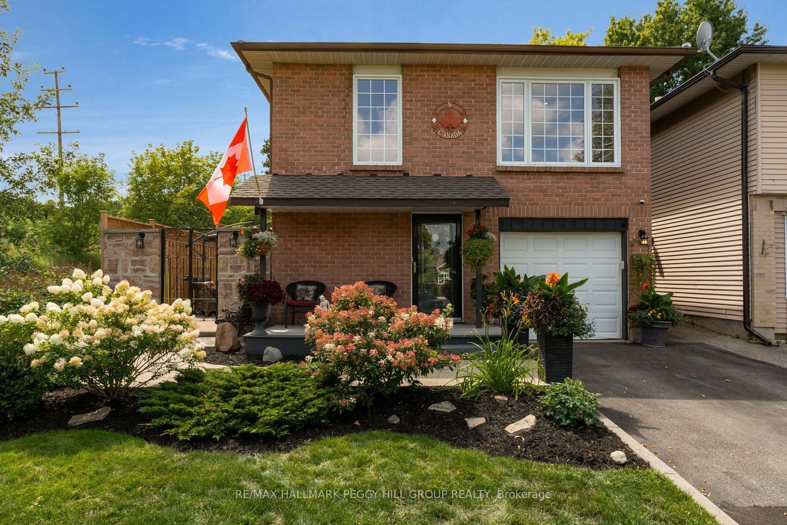 154 Bythia Street Property Photo 1