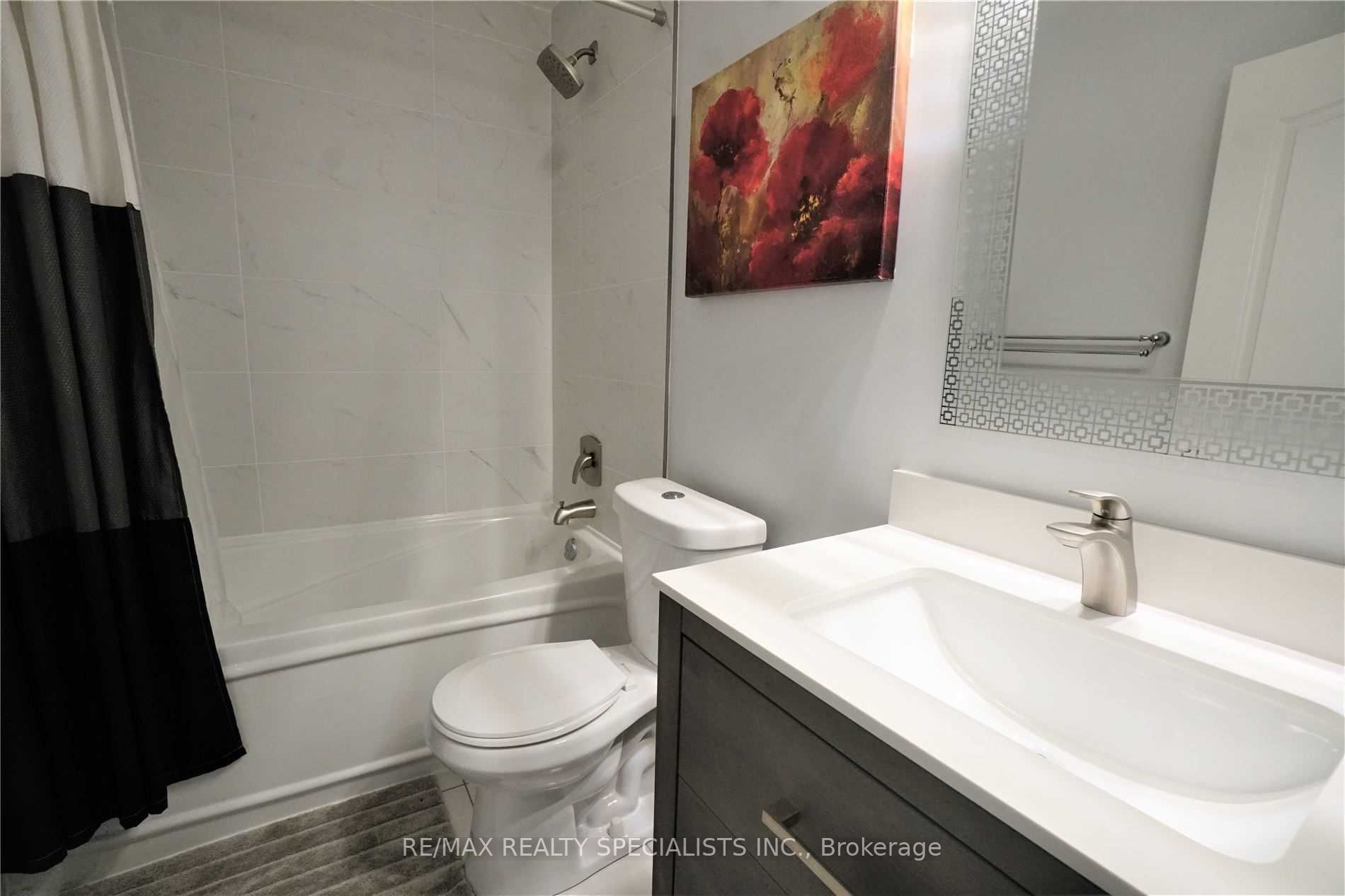 33 Elm Drive 2207 Property Photo 12