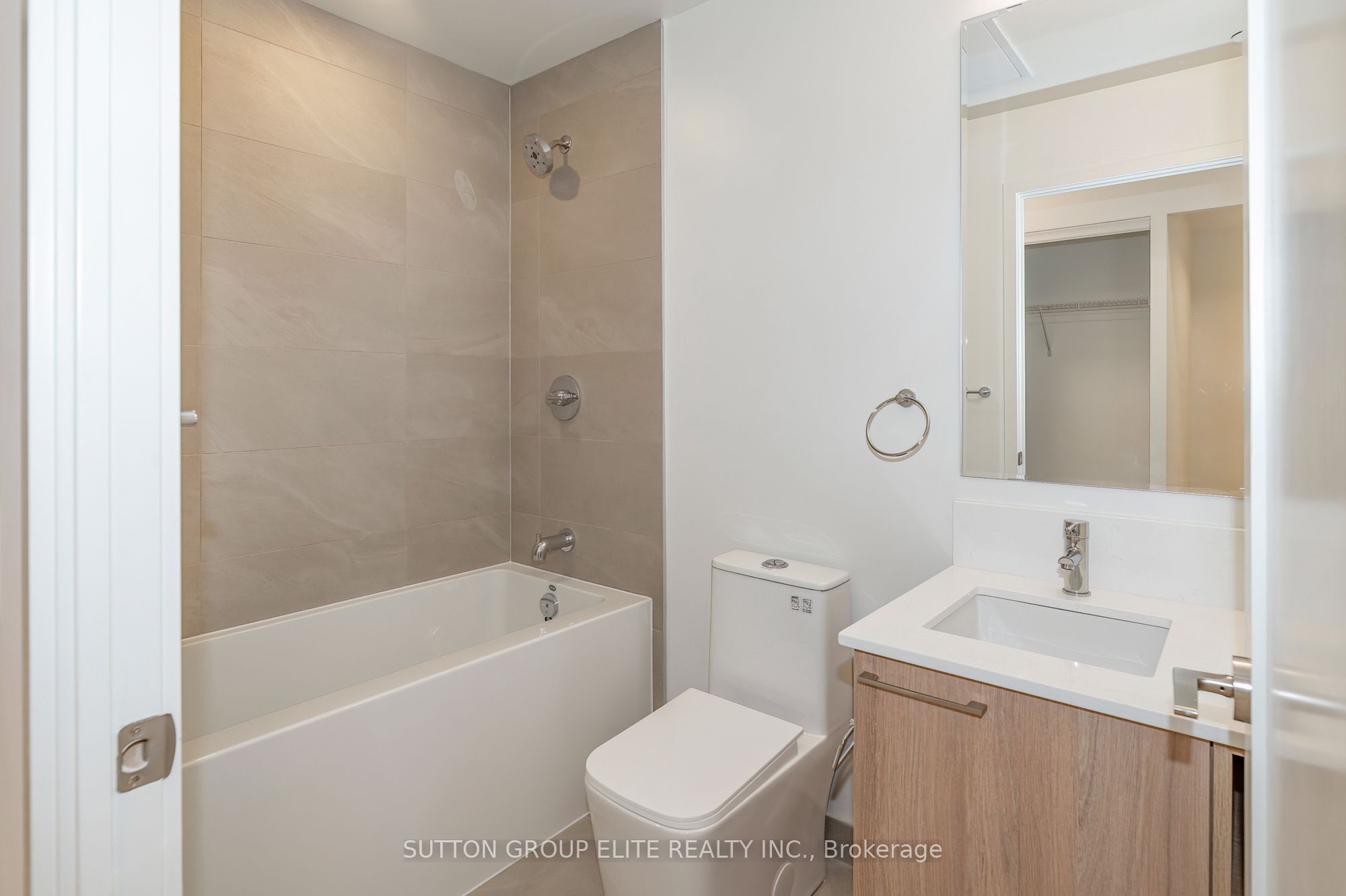 1381 Lakeshore Boulevard 315 Property Photo 13