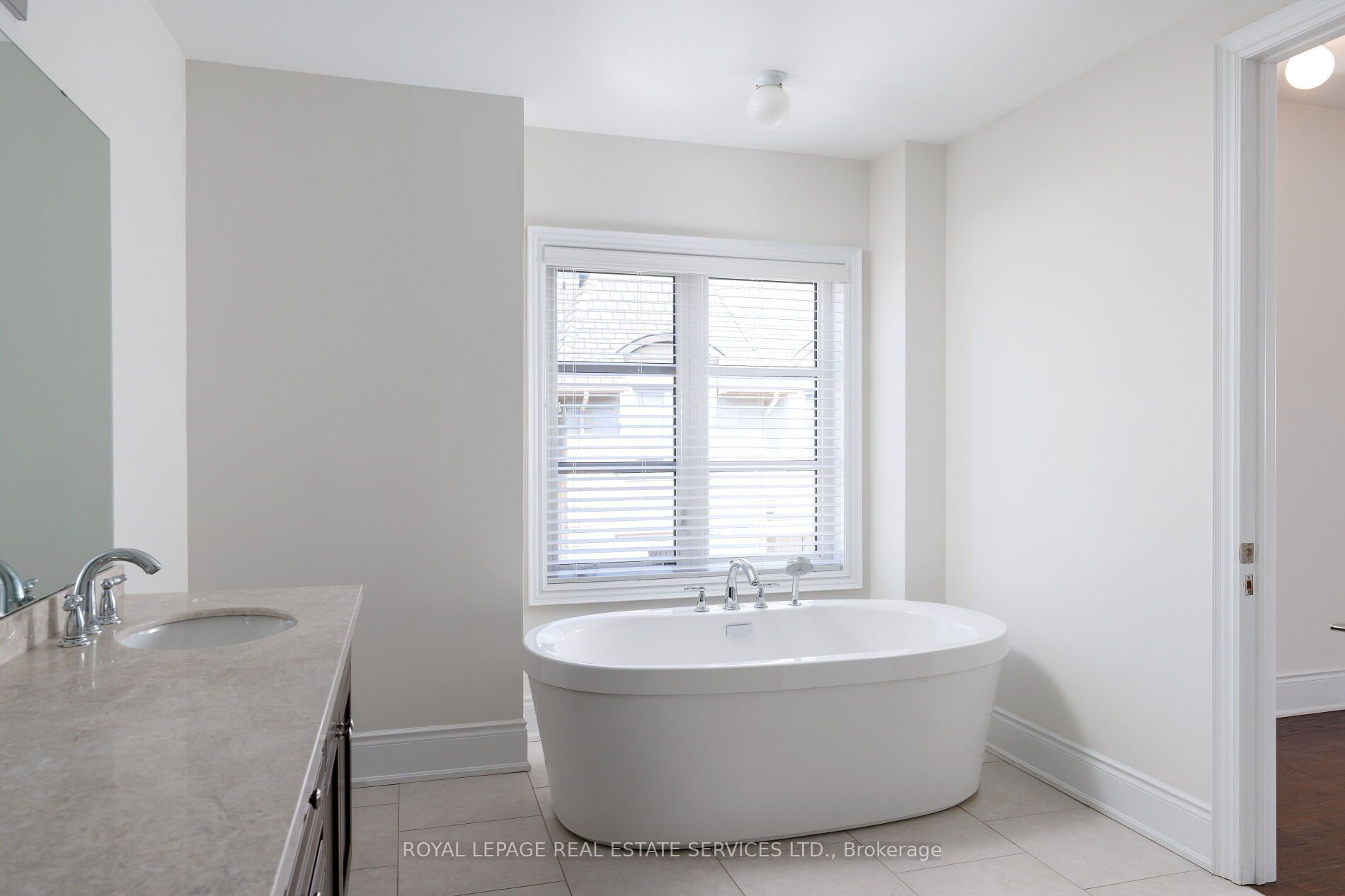 257 Hanover Street Property Photo 18