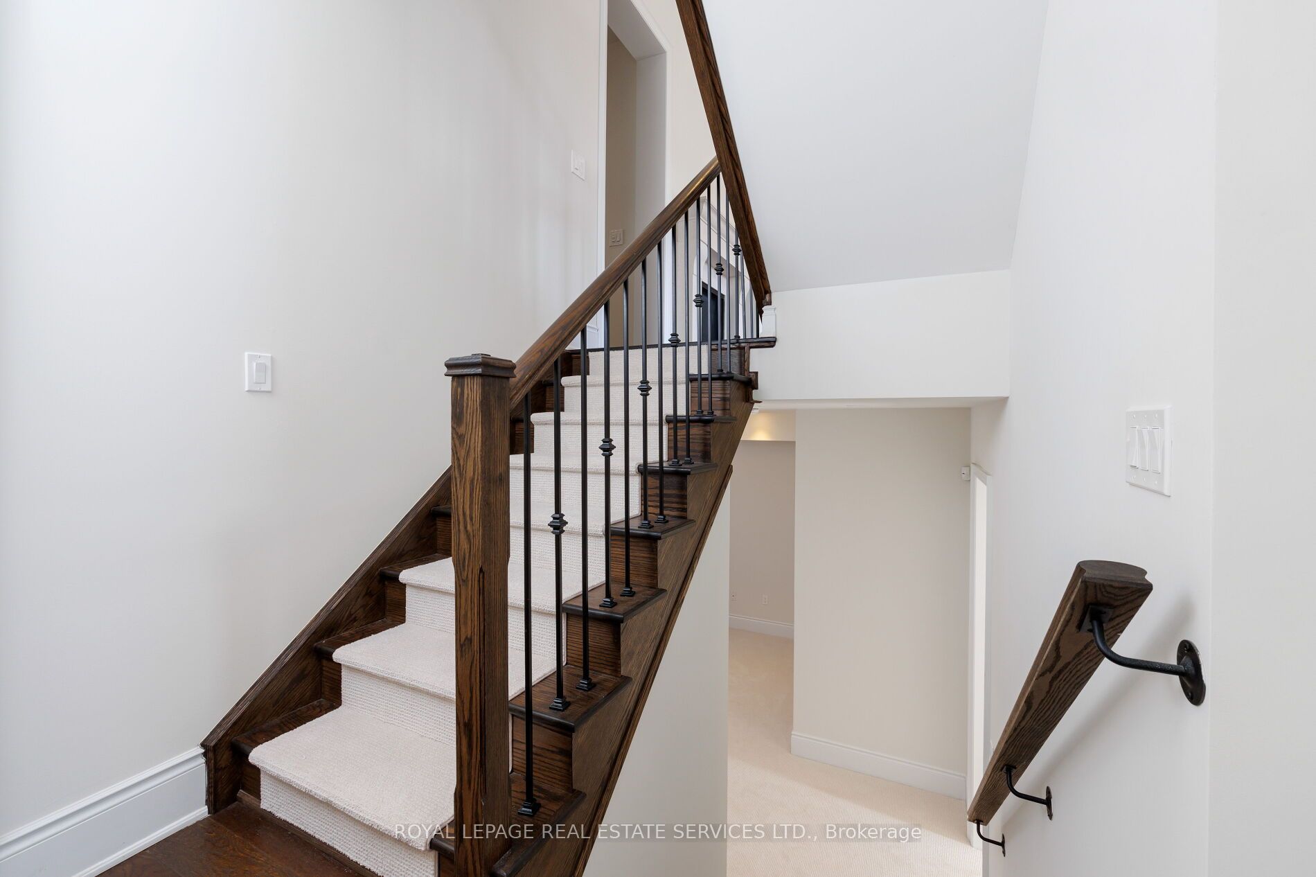 257 Hanover Street Property Photo 31