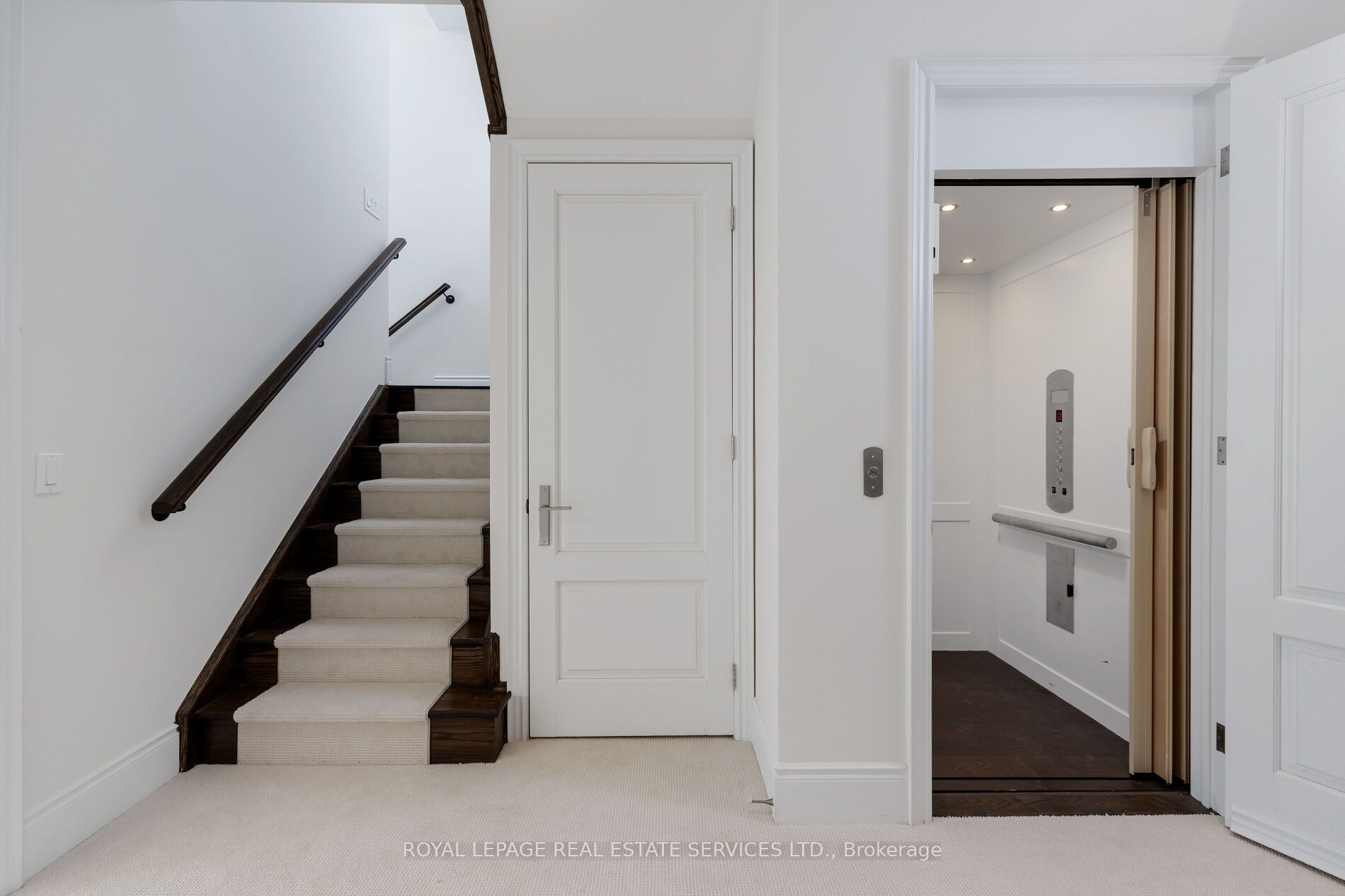 257 Hanover Street Property Photo 32