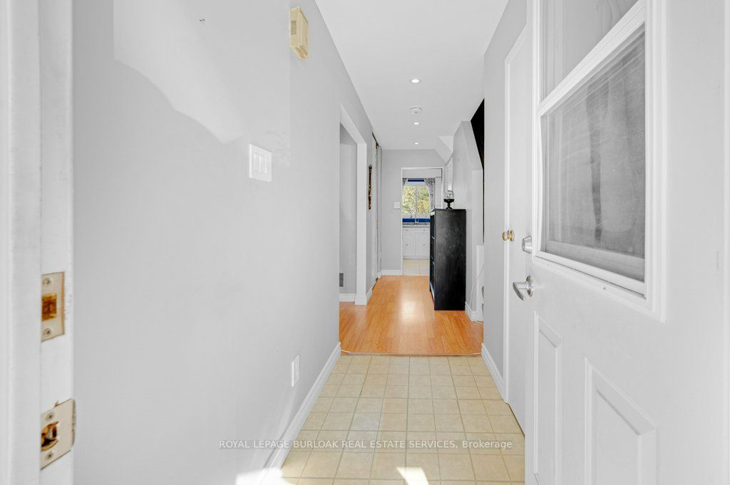 609 Roseheath Drive Property Photo 4