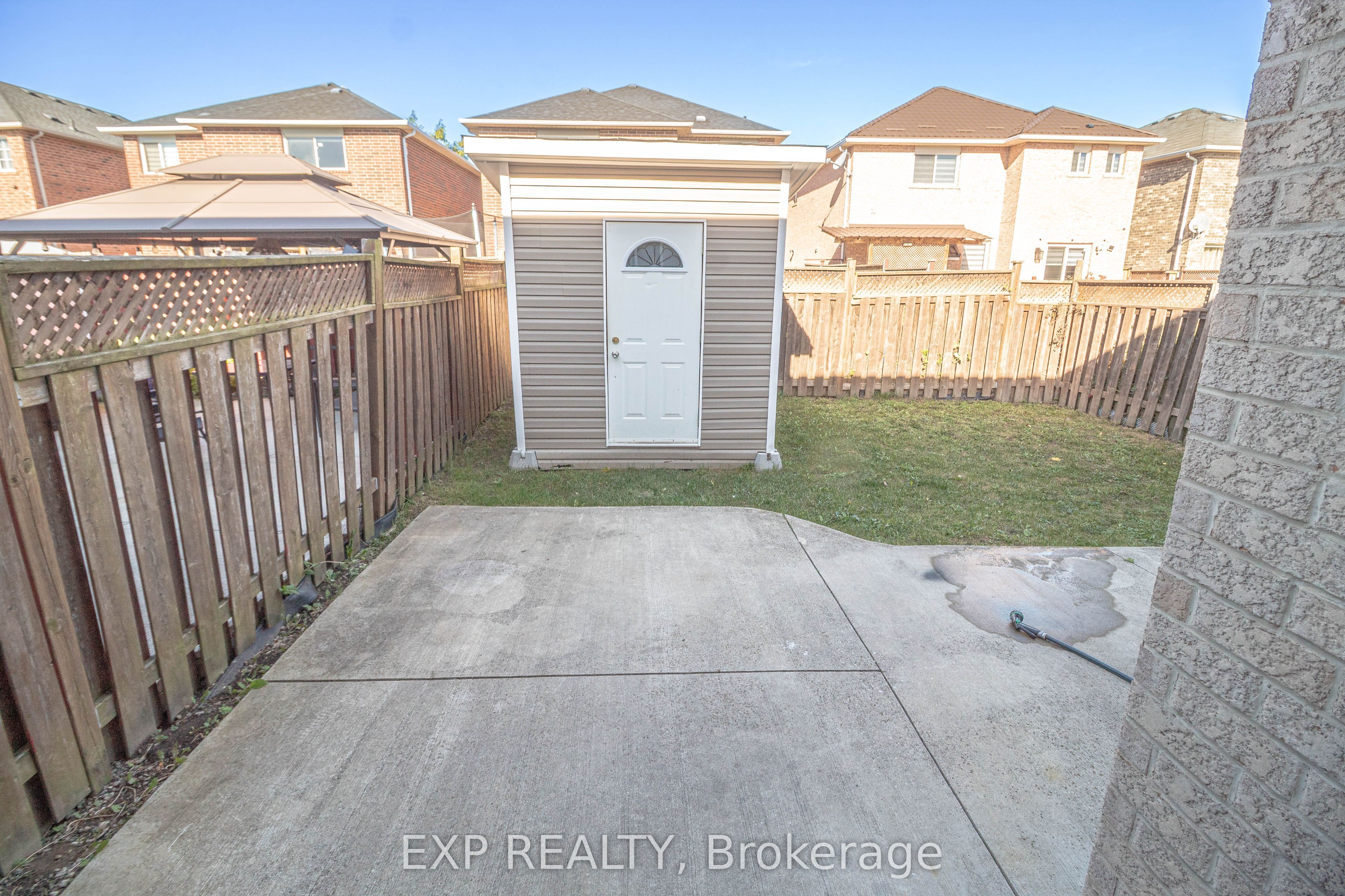 43 Luella Crescent Property Photo 18