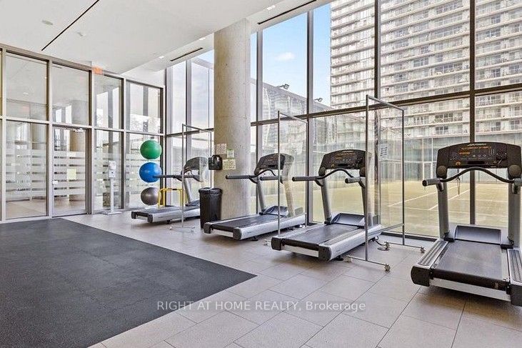 105 The Queens Way 3313 Property Photo 21