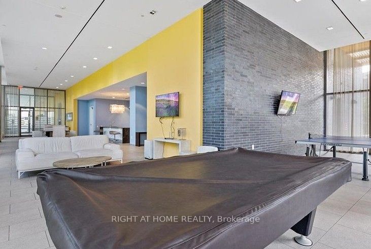105 The Queens Way 3313 Property Photo 24