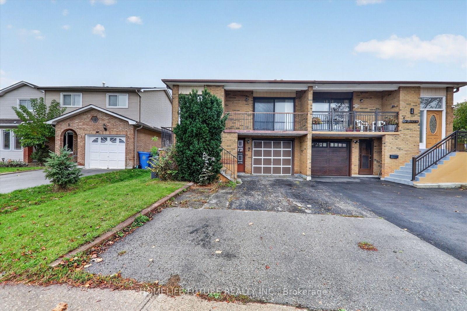 7 Winterfold Drive Property Photo 4