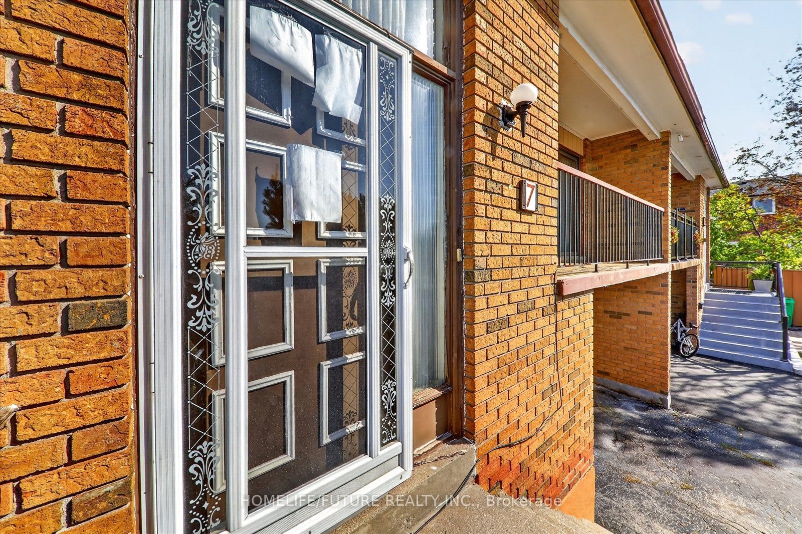 7 Winterfold Drive Property Photo 10