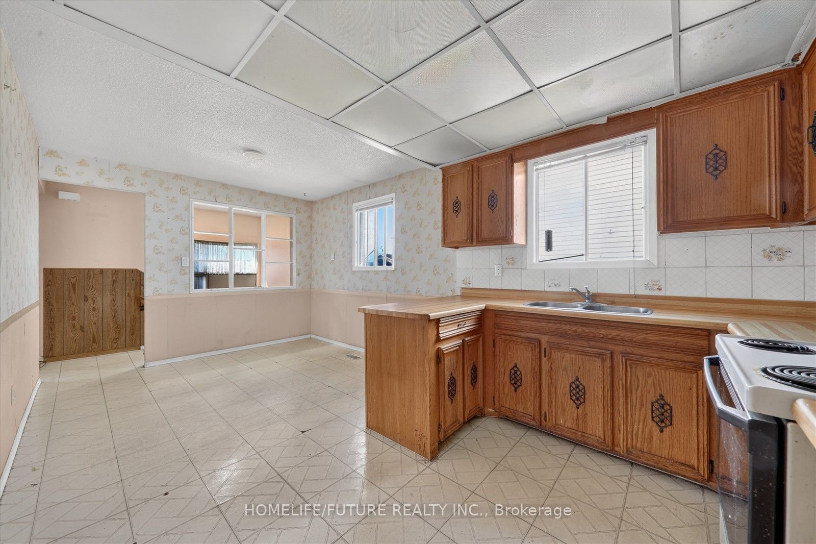 7 Winterfold Drive Property Photo 20