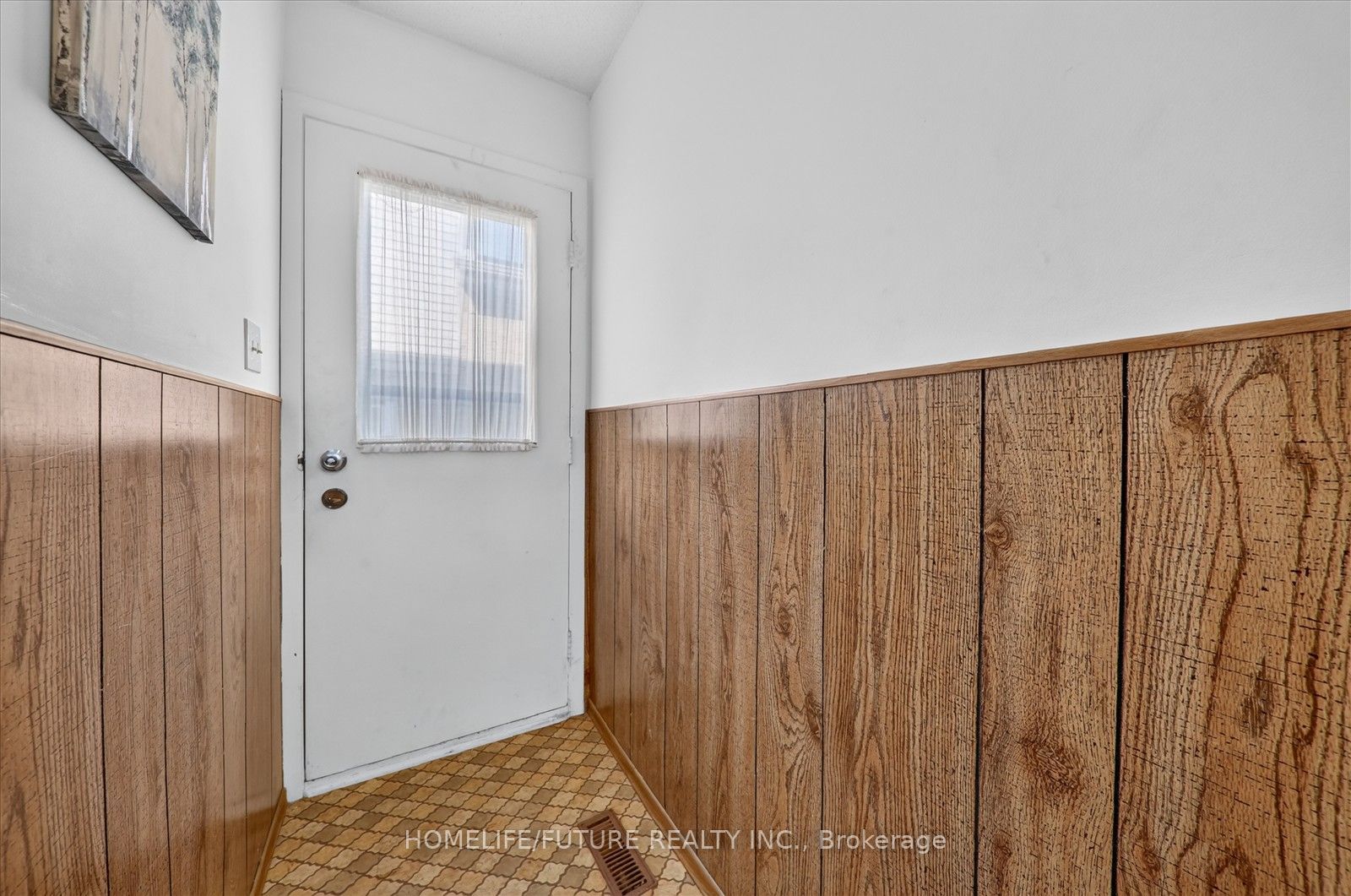 7 Winterfold Drive Property Photo 36