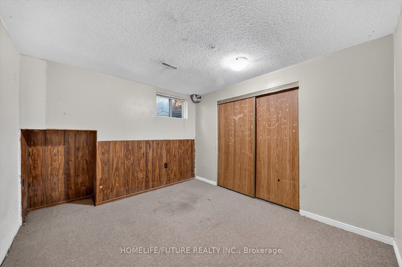 7 Winterfold Drive Property Photo 42
