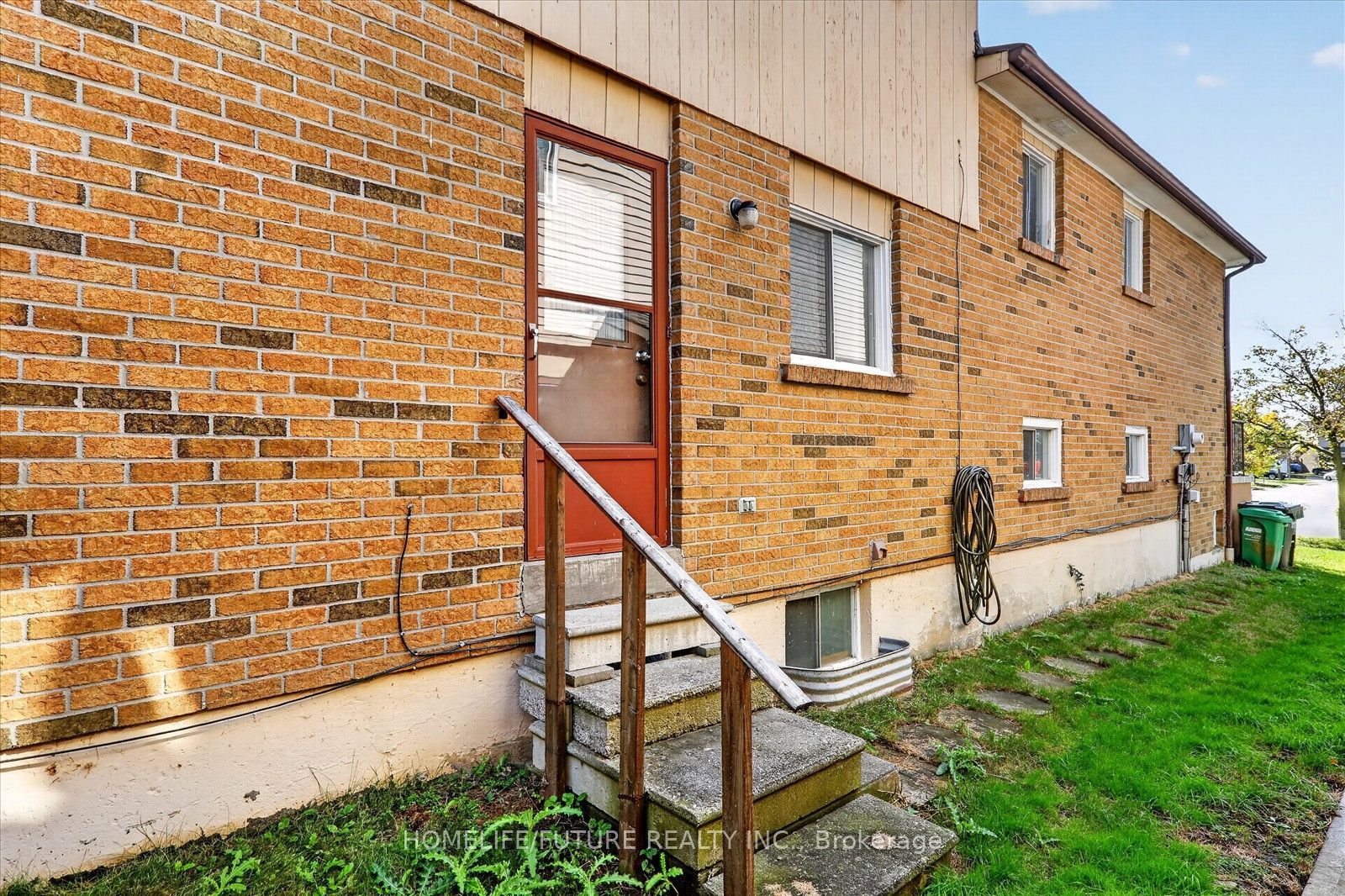 7 Winterfold Drive Property Photo 47