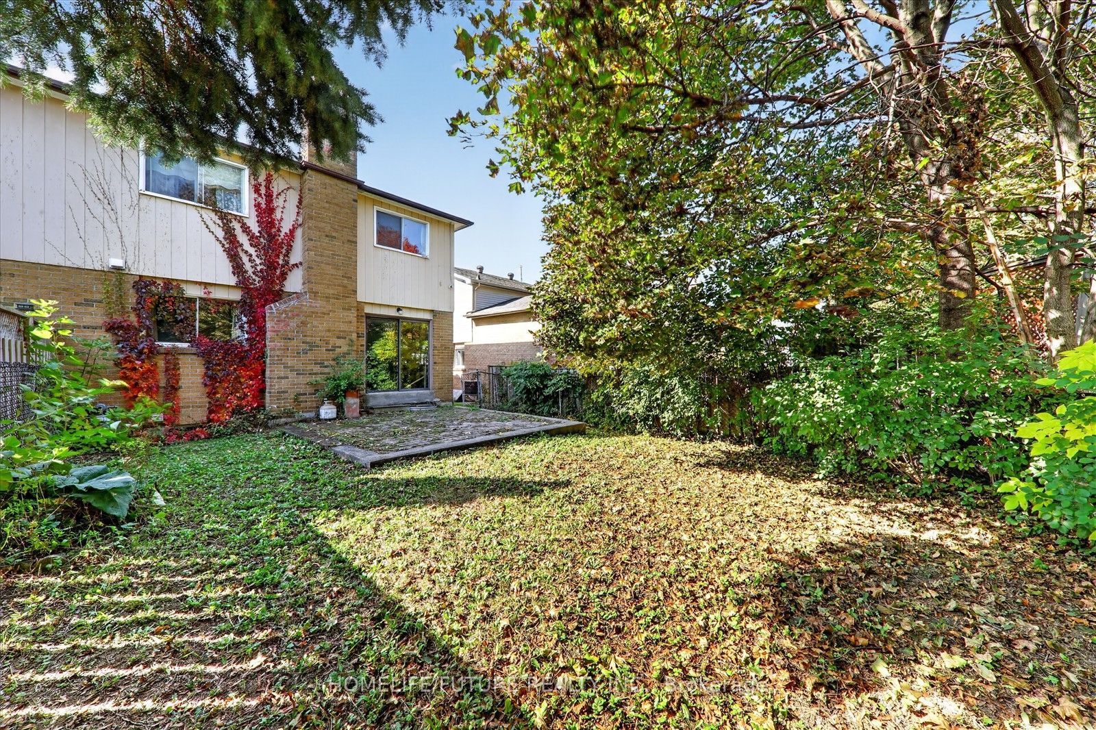 7 Winterfold Drive Property Photo 48