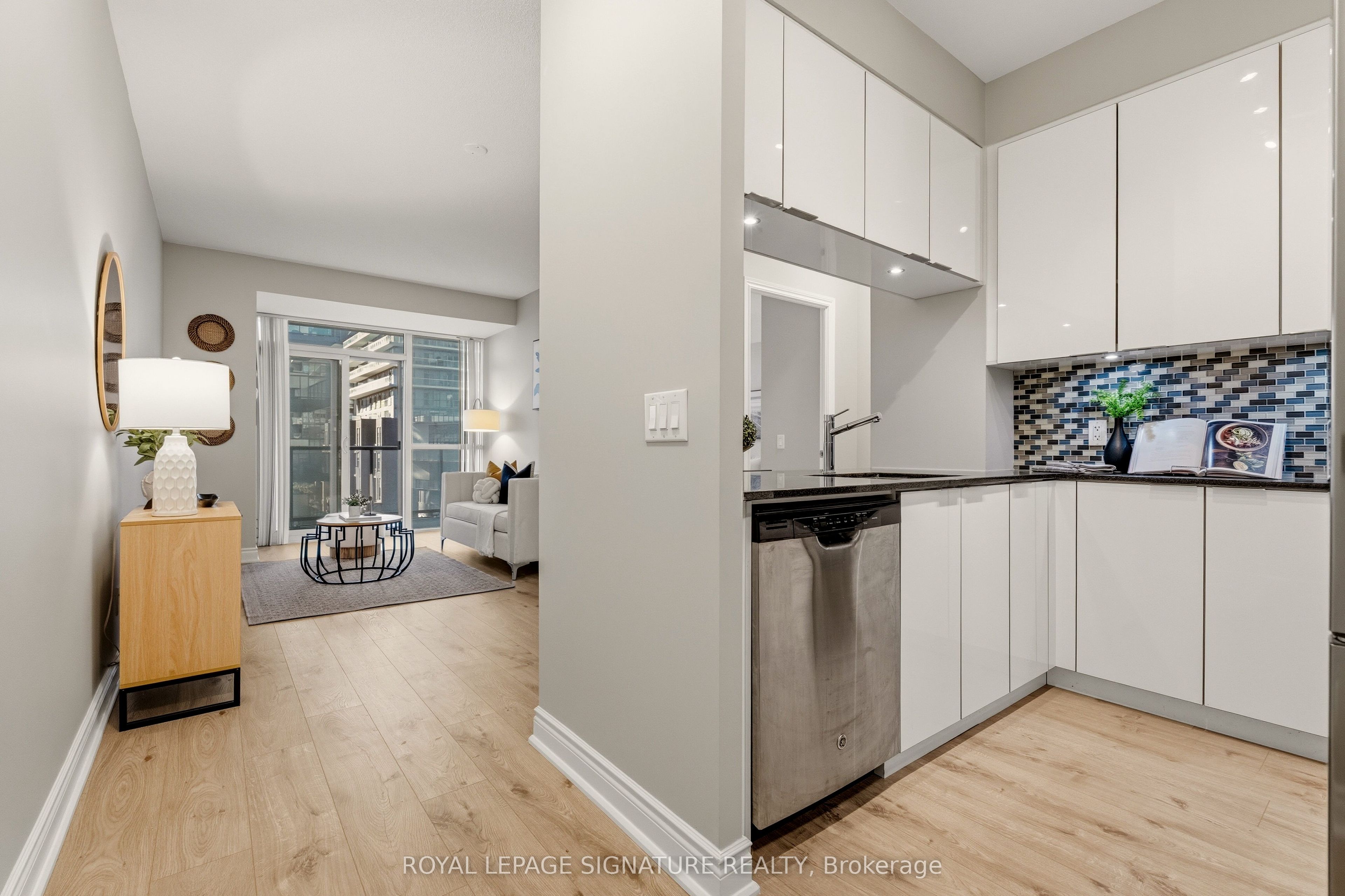 80 Marine Parade Drive 330 Property Photo 8