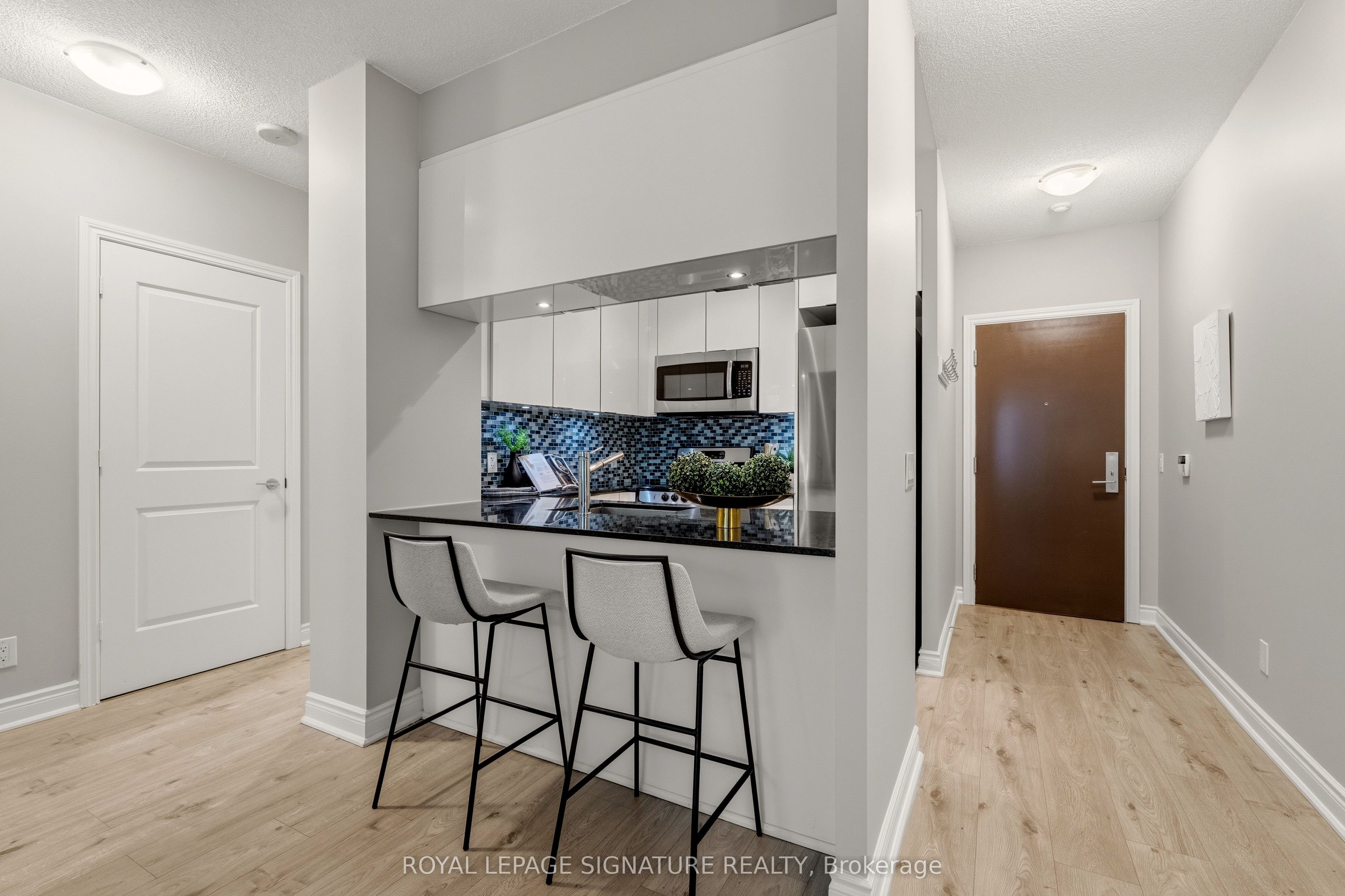 80 Marine Parade Drive 330 Property Photo 12