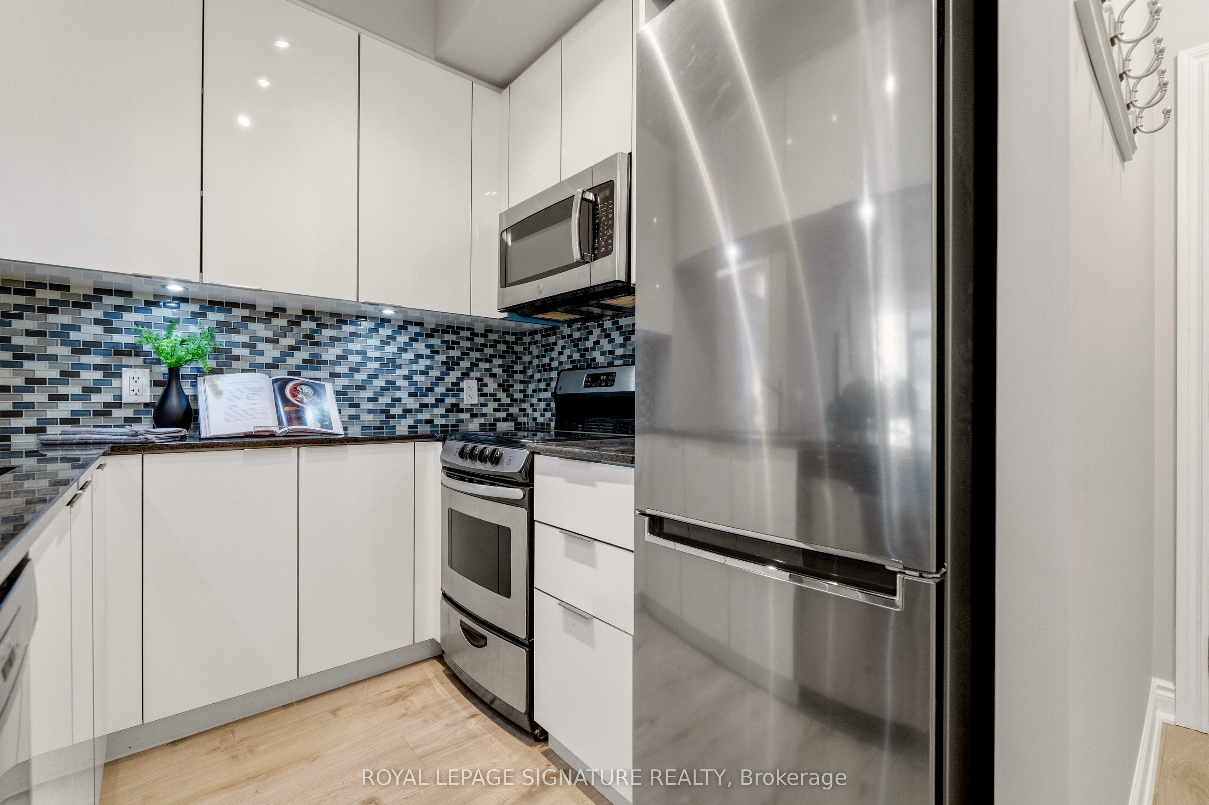80 Marine Parade Drive 330 Property Photo 14