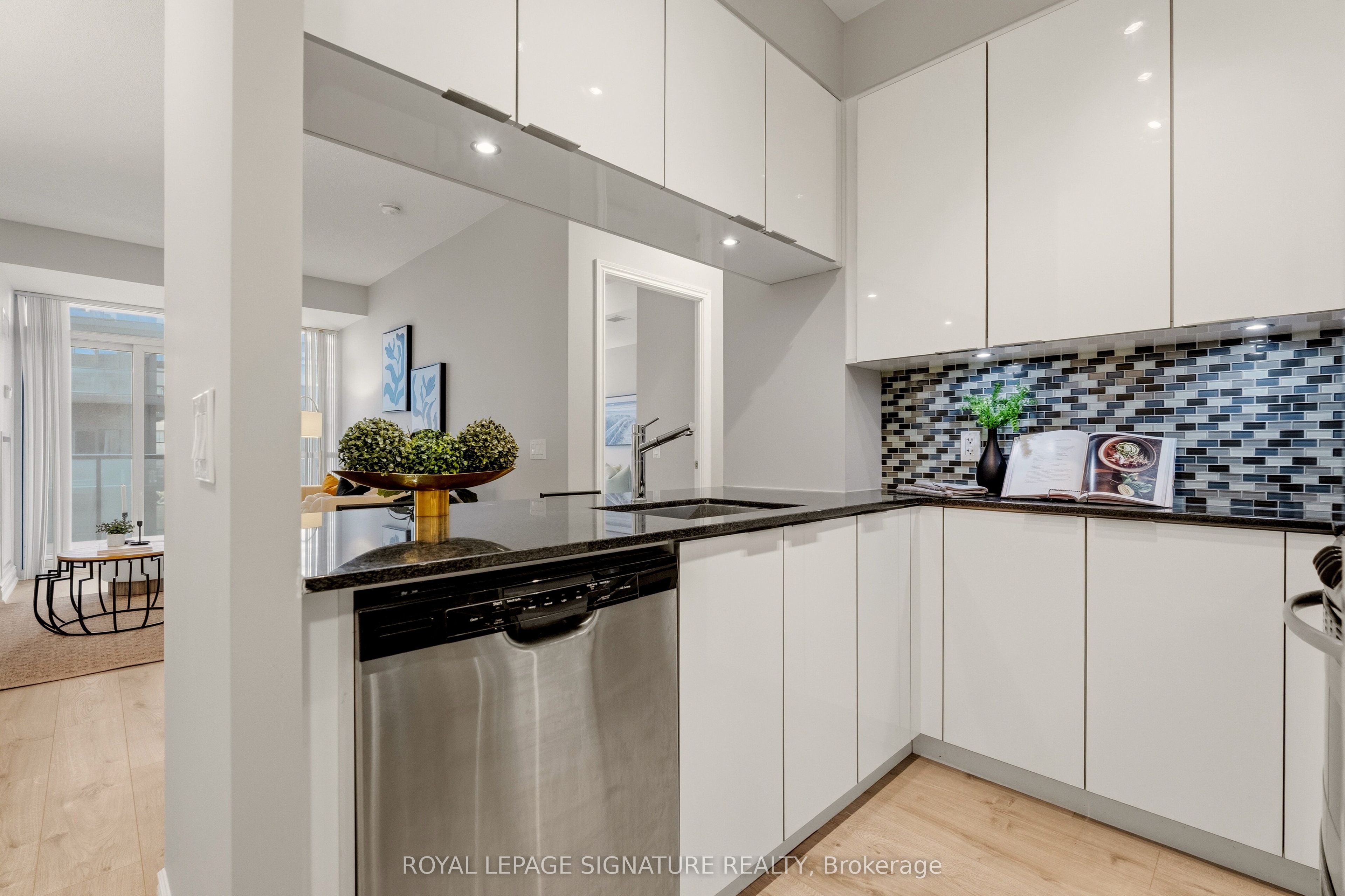 80 Marine Parade Drive 330 Property Photo 15