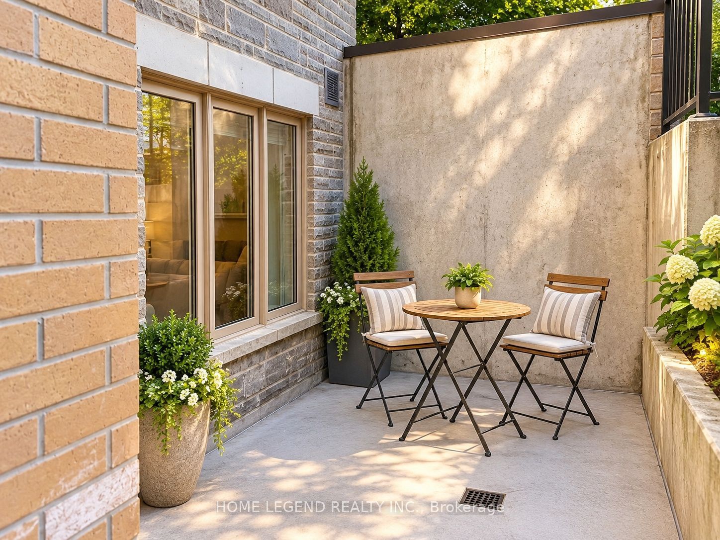 7 Foundry Avenue 117 Property Photo 3