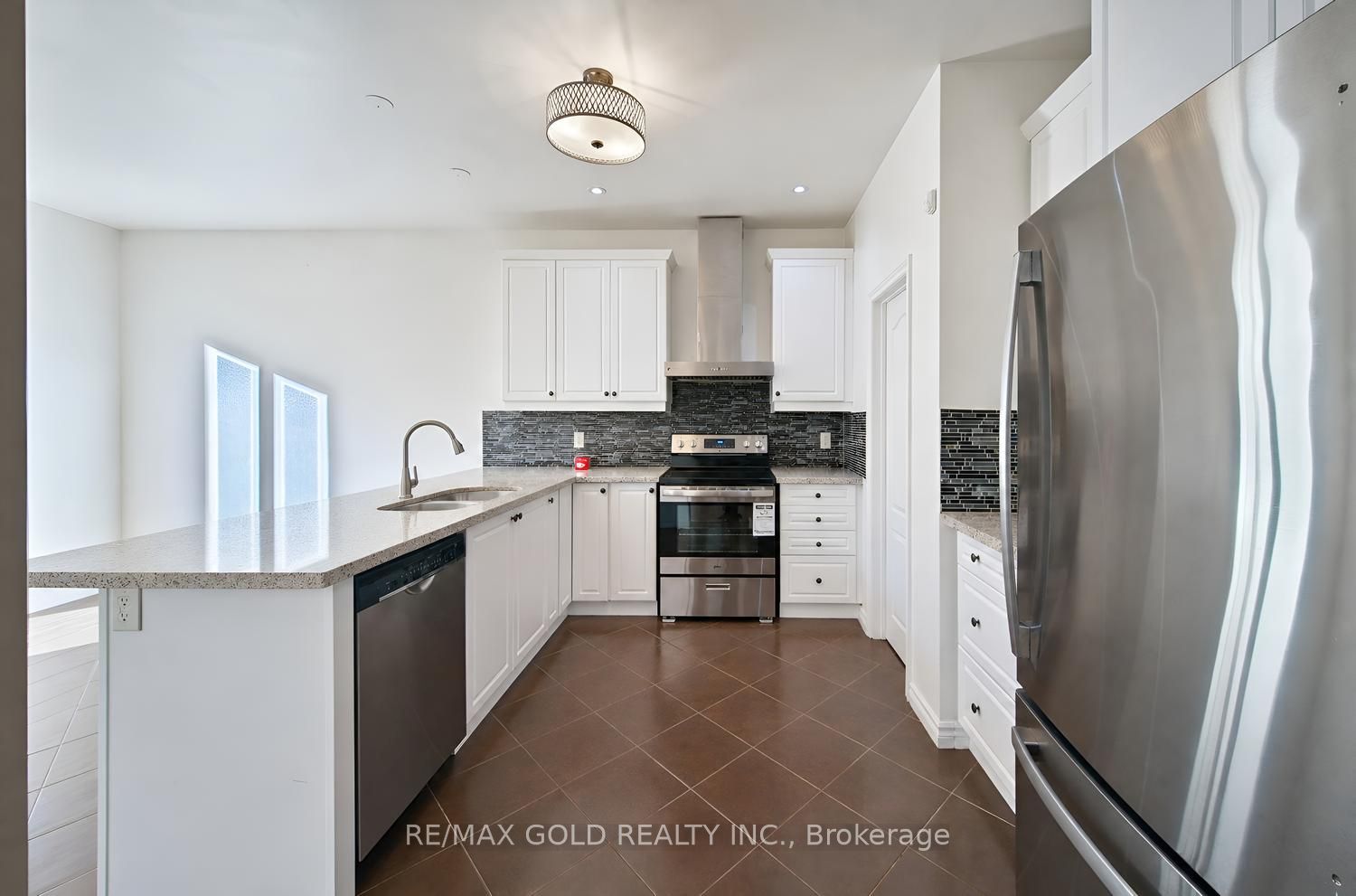 48 Bevington Road Property Photo 17