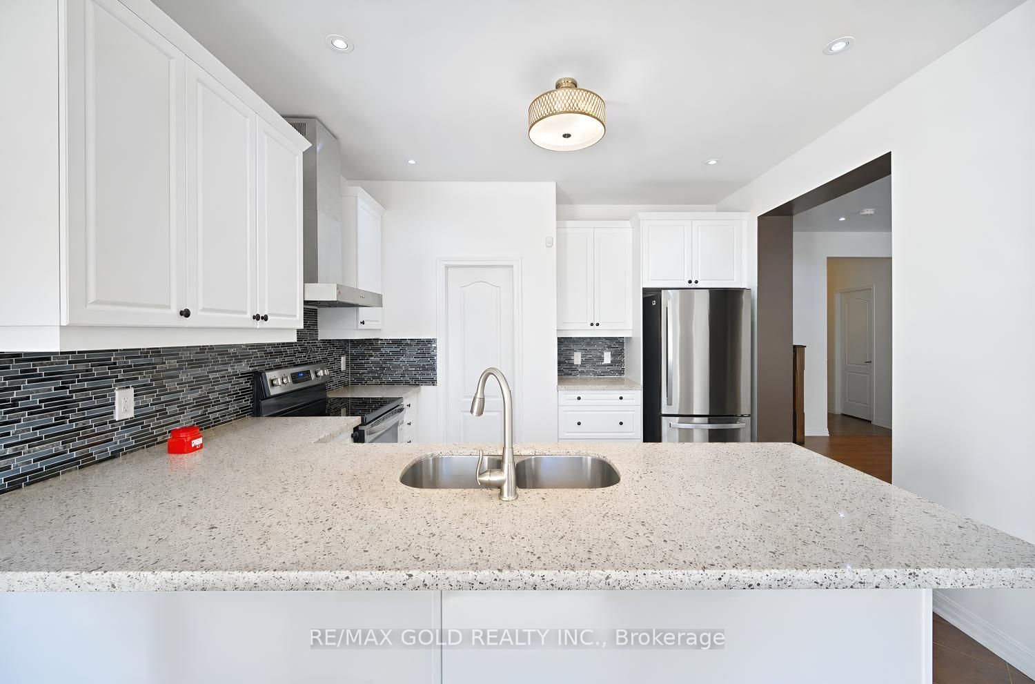 48 Bevington Road Property Photo 19