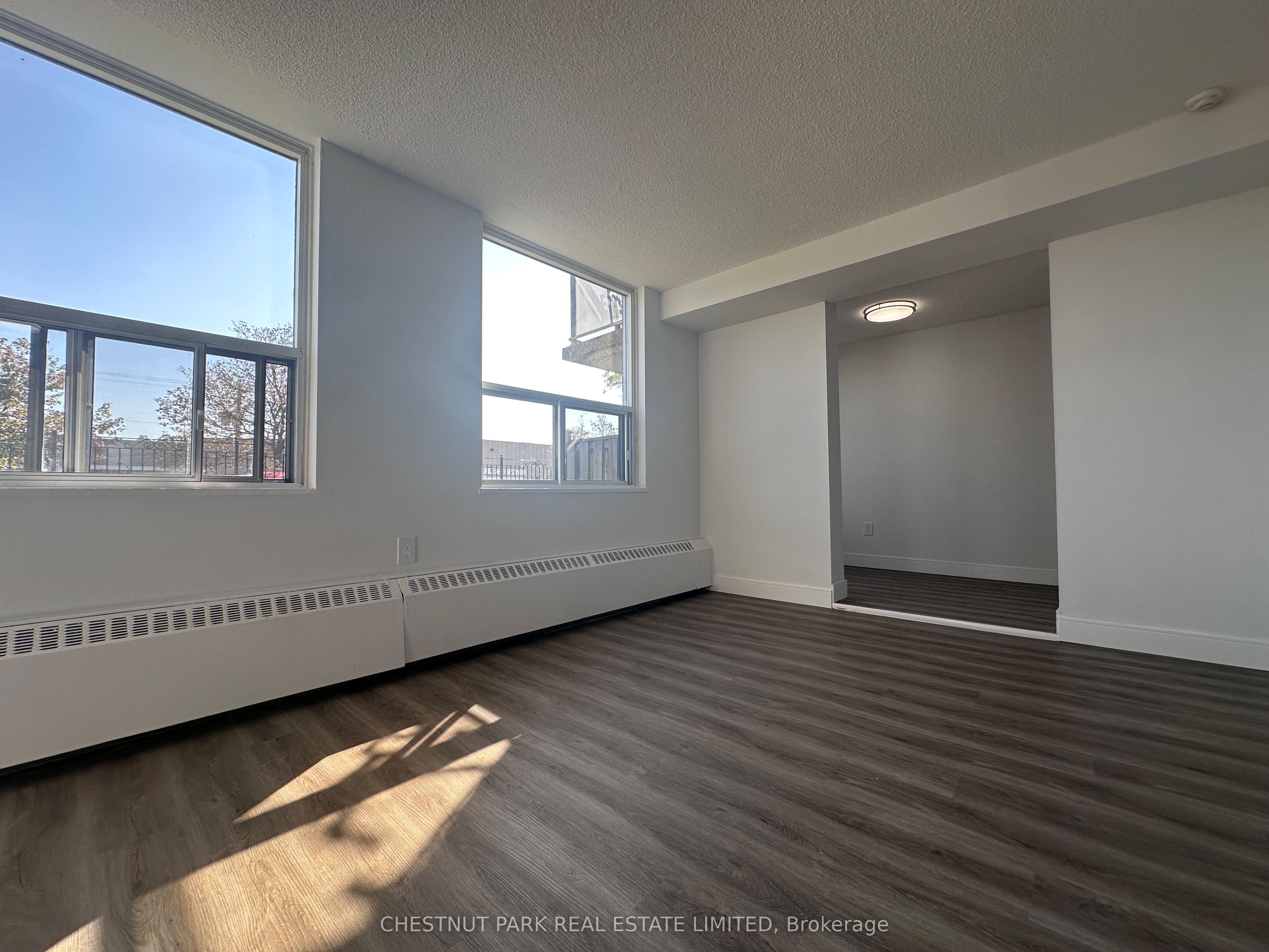 1060 Caven Street 109 Property Photo 20