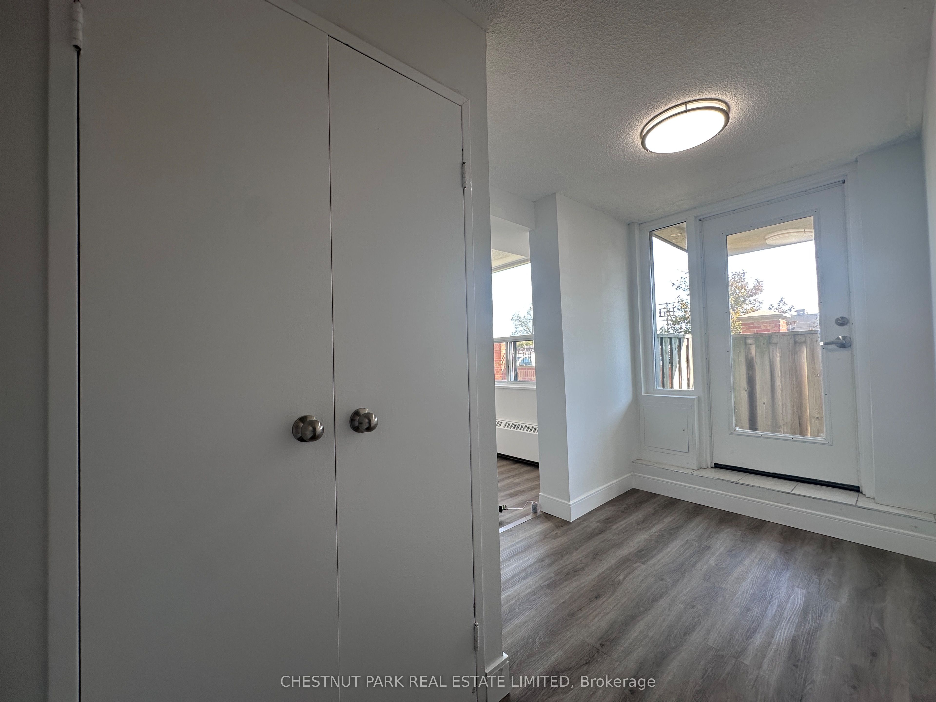 1060 Caven Street 109 Property Photo 21