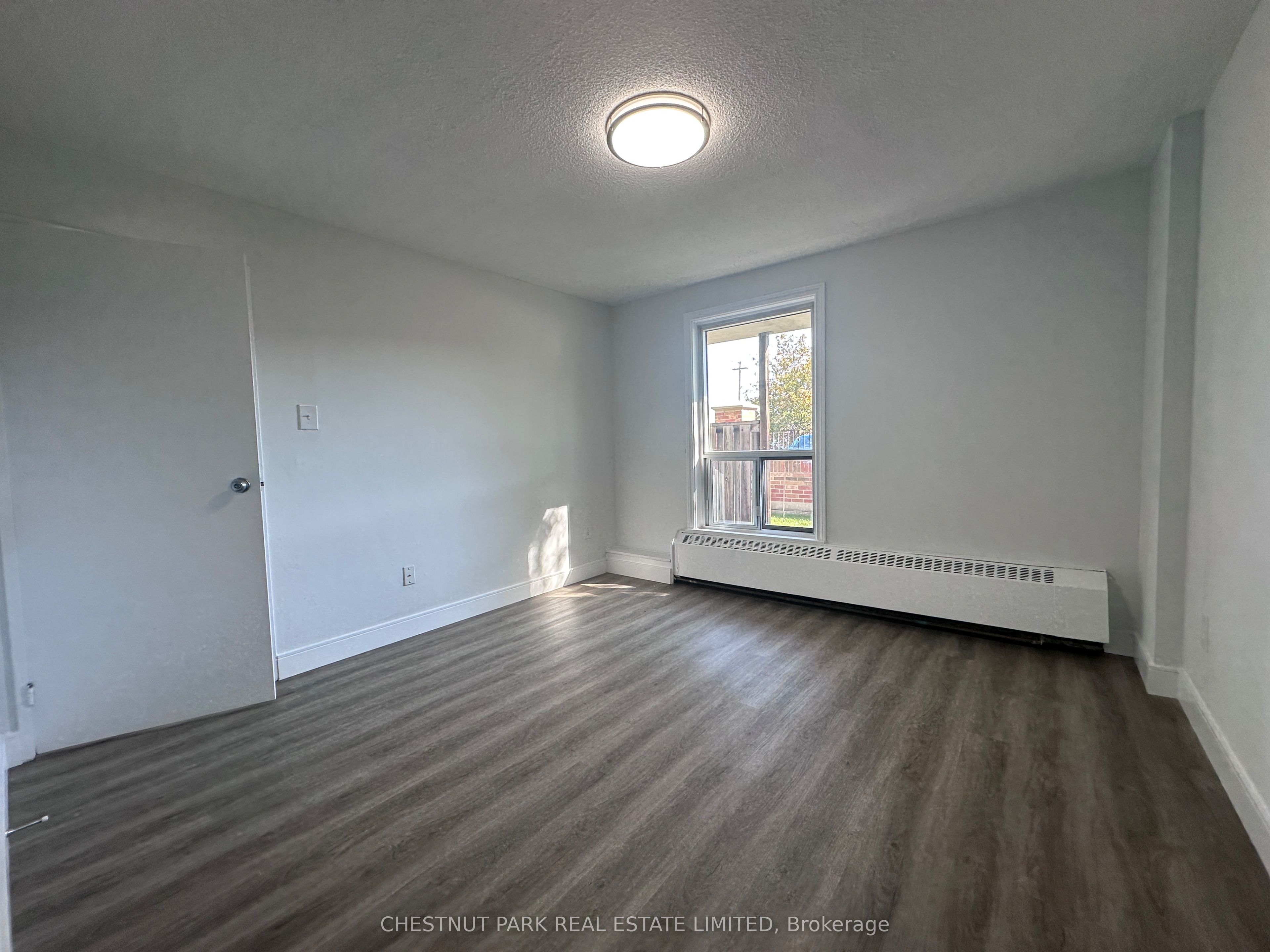 1060 Caven Street 109 Property Photo 34