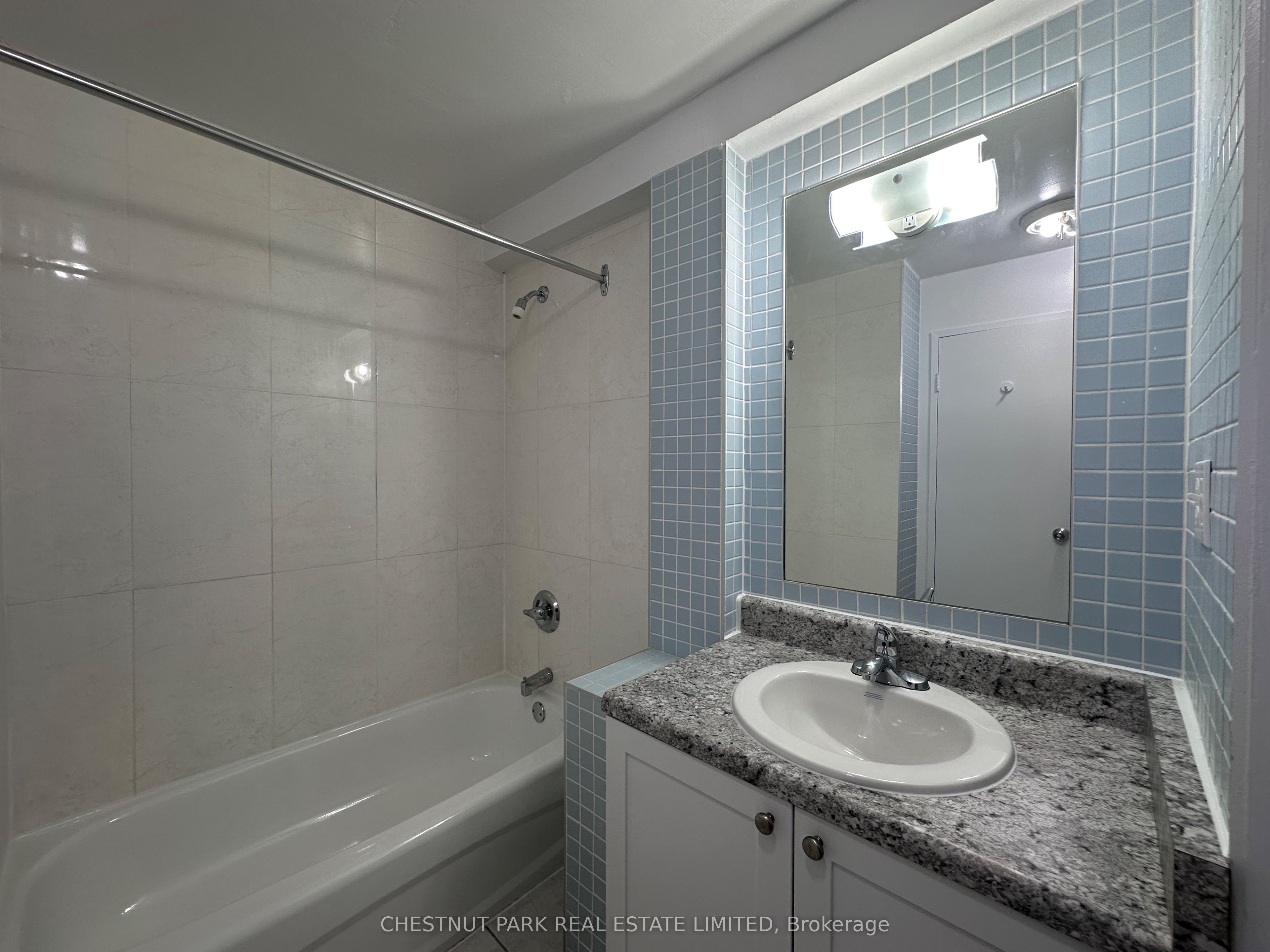 1060 Caven Street 109 Property Photo 37