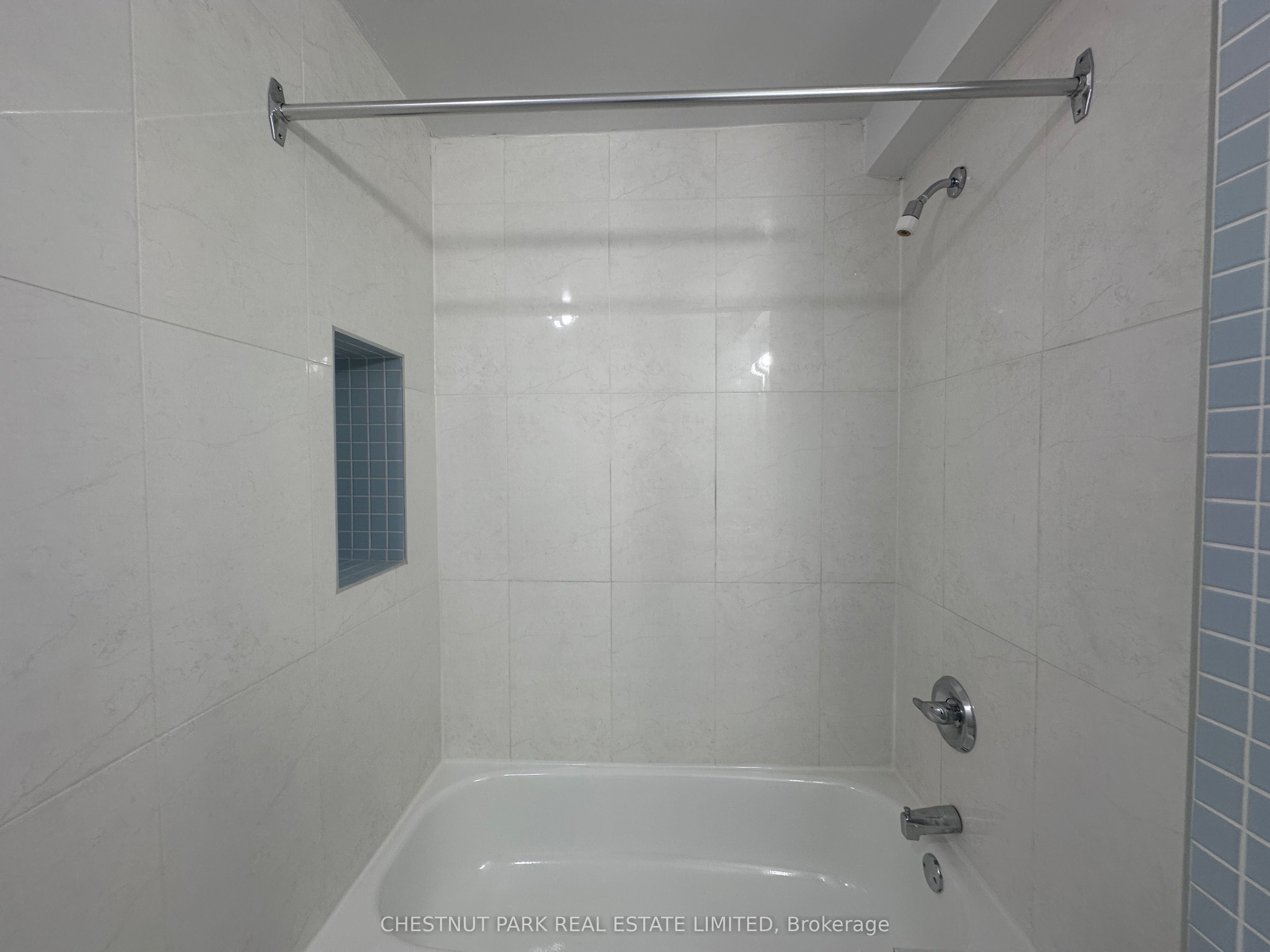 1060 Caven Street 109 Property Photo 38