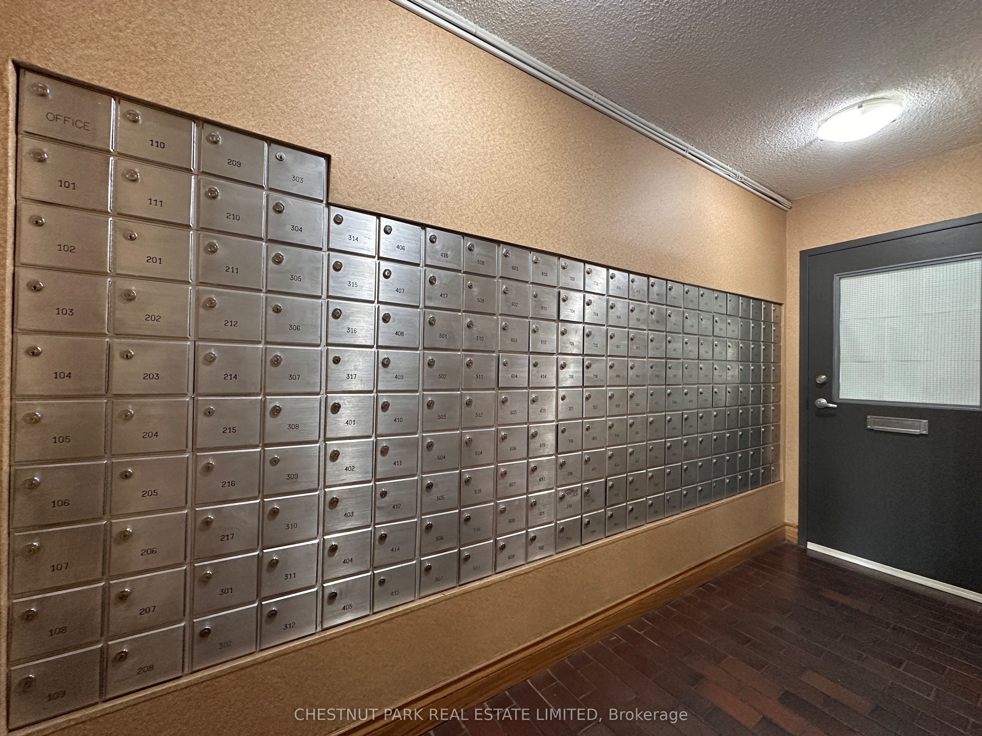 1060 Caven Street 109 Property Photo 44