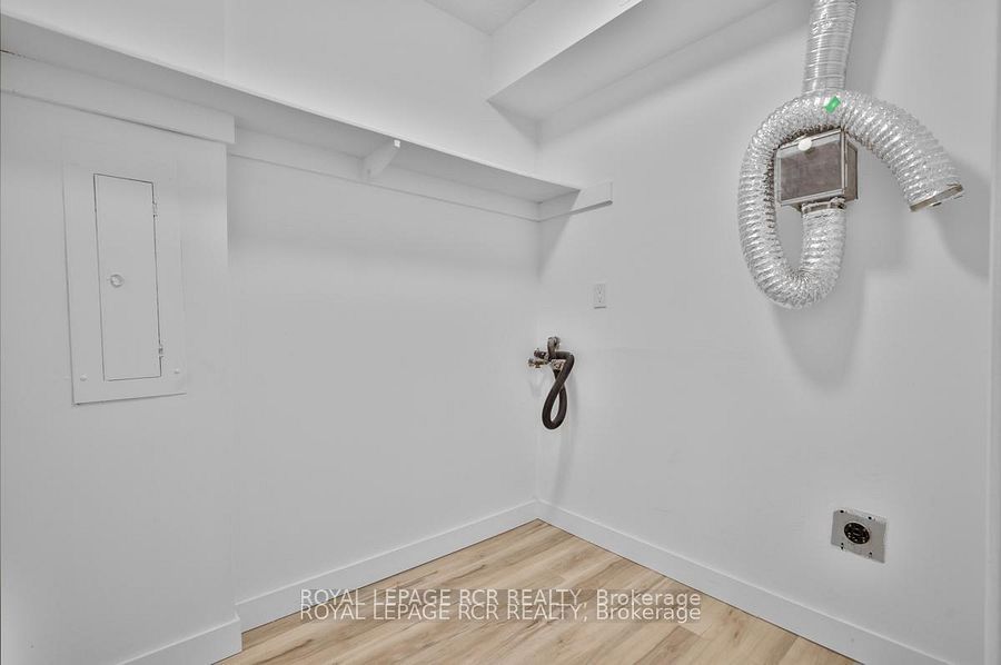 1535 Lakeshore Road E 205 Property Photo 18