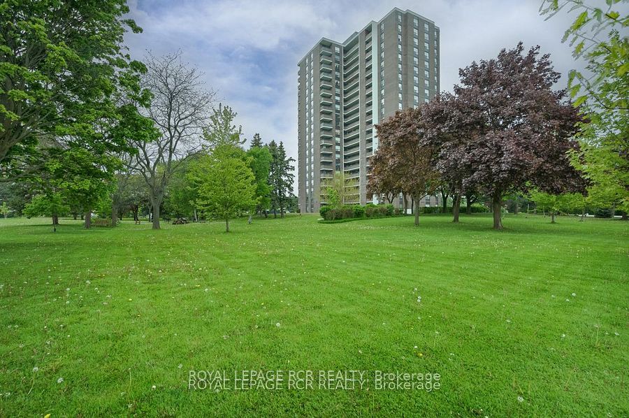 1535 Lakeshore Road E 205 Property Photo 36
