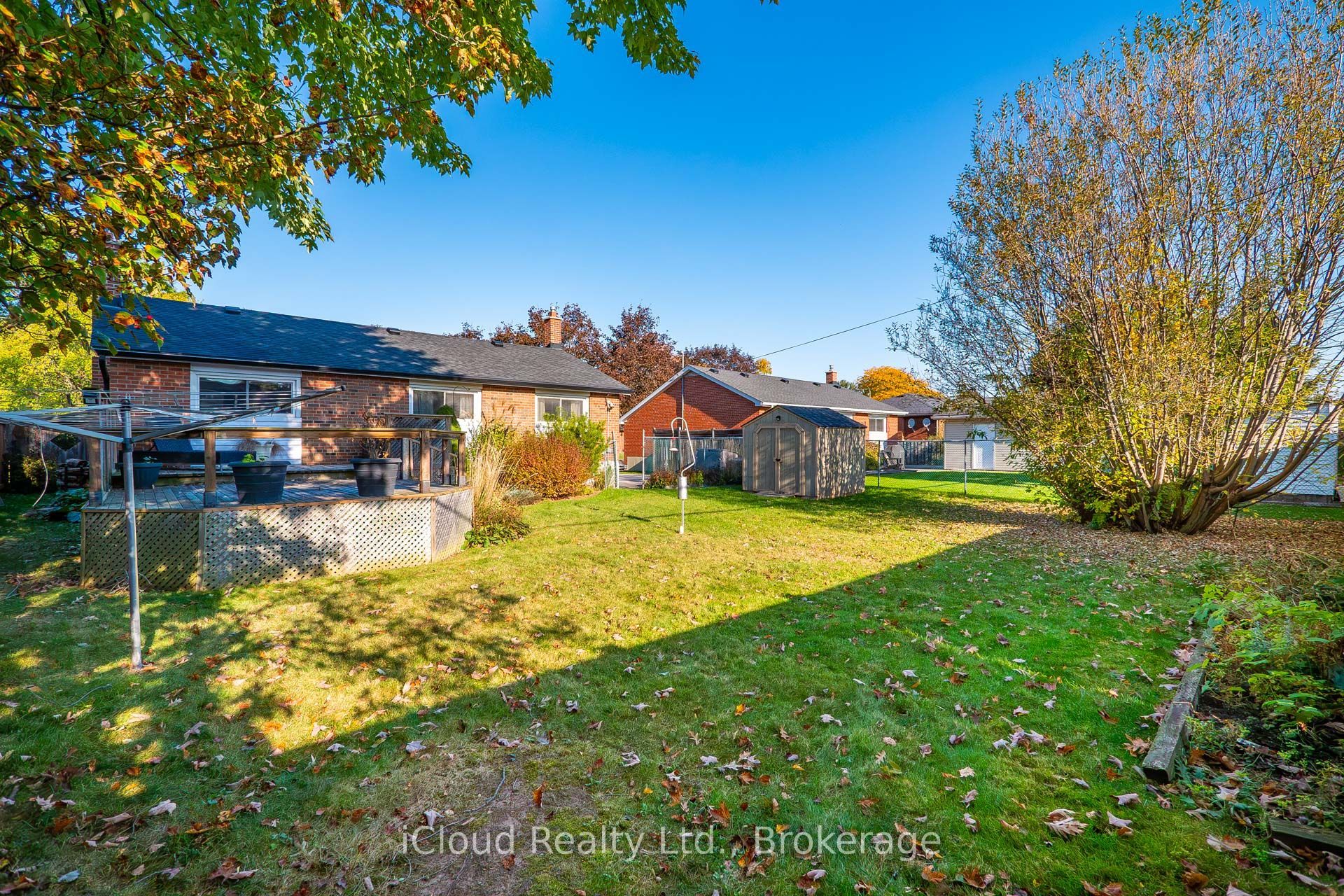 282 Kent Crescent Property Photo 48