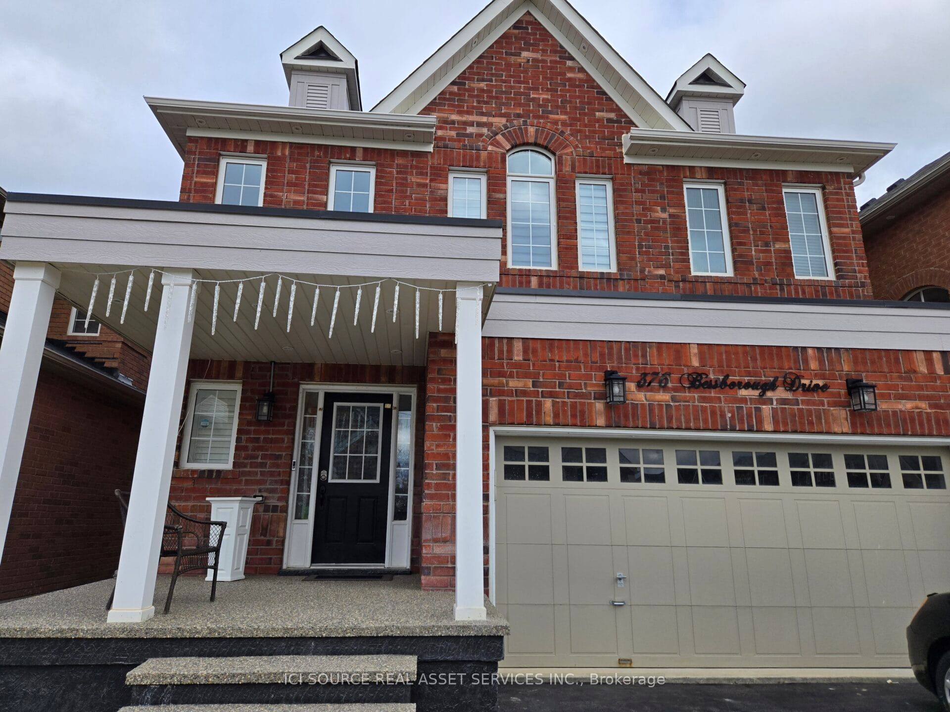 376 Bessborough Drive Property Photo 1