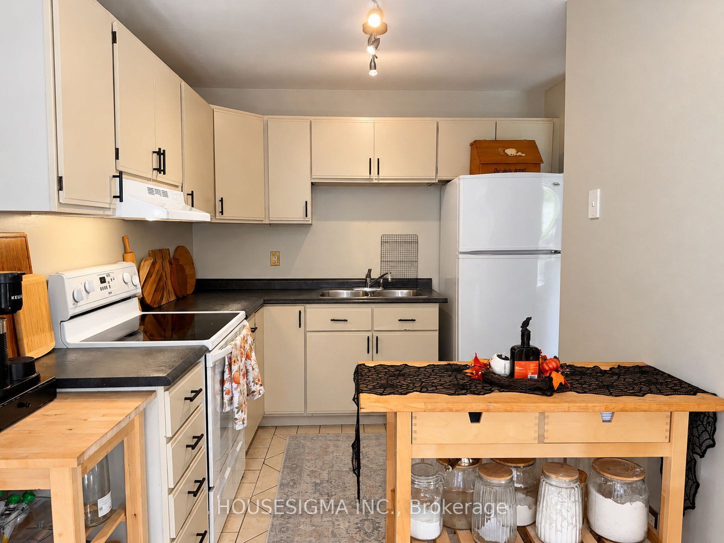 31 Parkview Drive 6 Property Photo 4