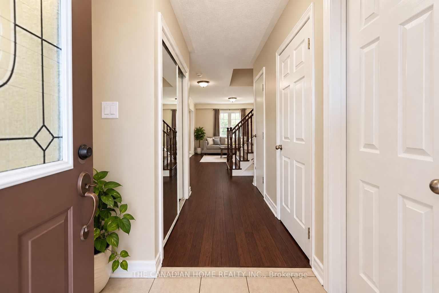 10 Dunvegan Crescent Property Photo 8
