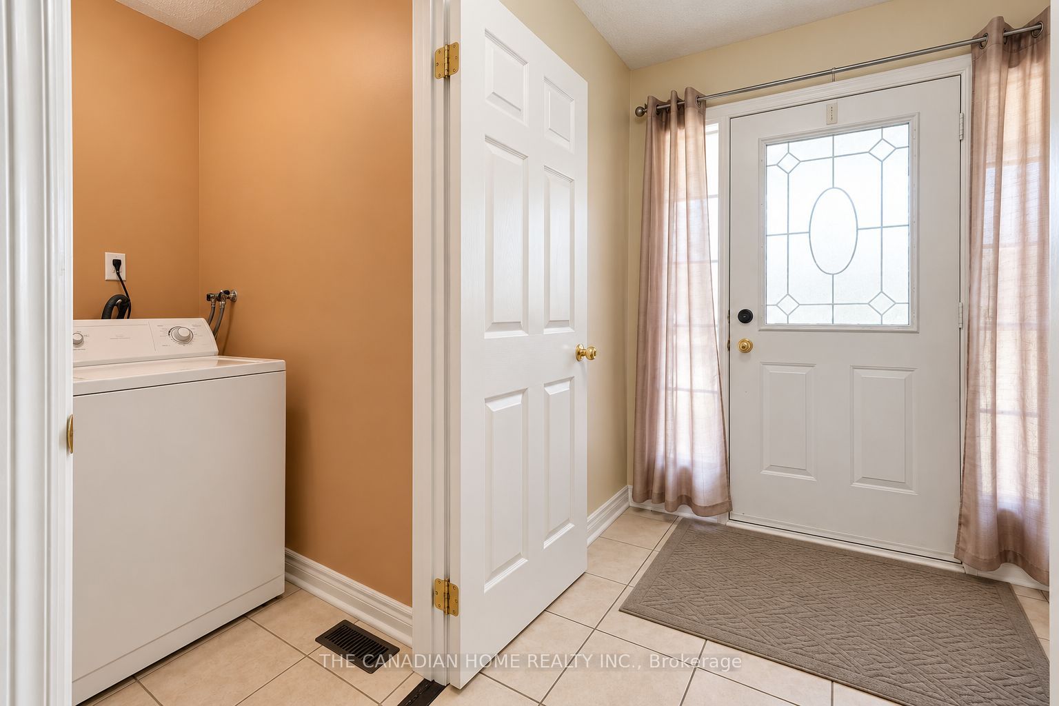 10 Dunvegan Crescent Property Photo 11