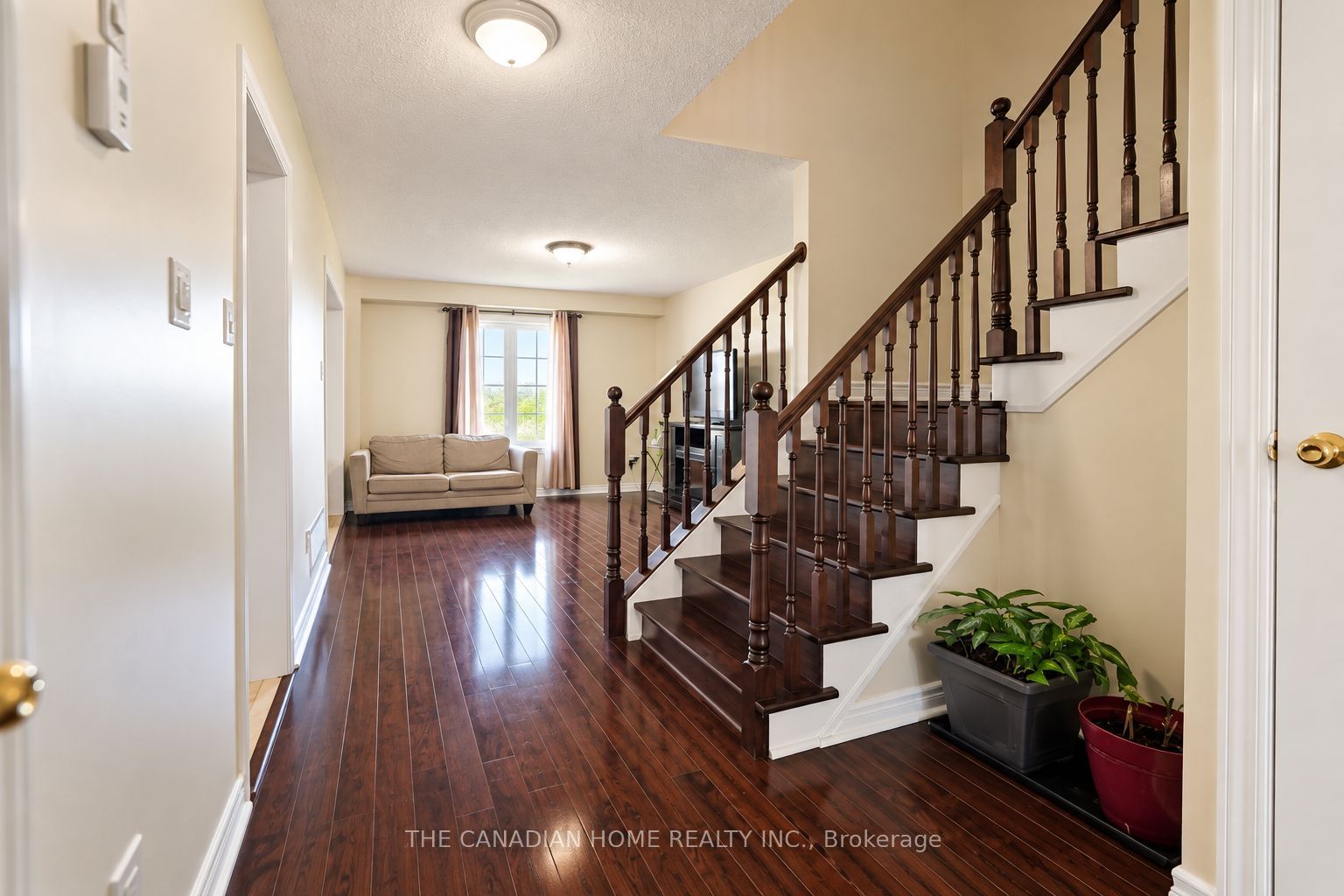 10 Dunvegan Crescent Property Photo 18
