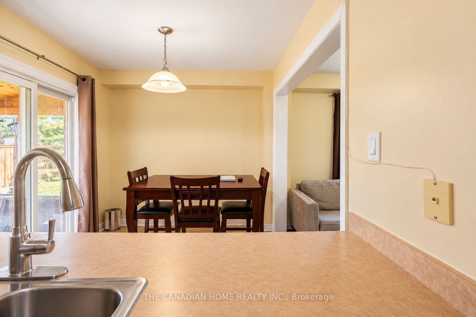 10 Dunvegan Crescent Property Photo 25