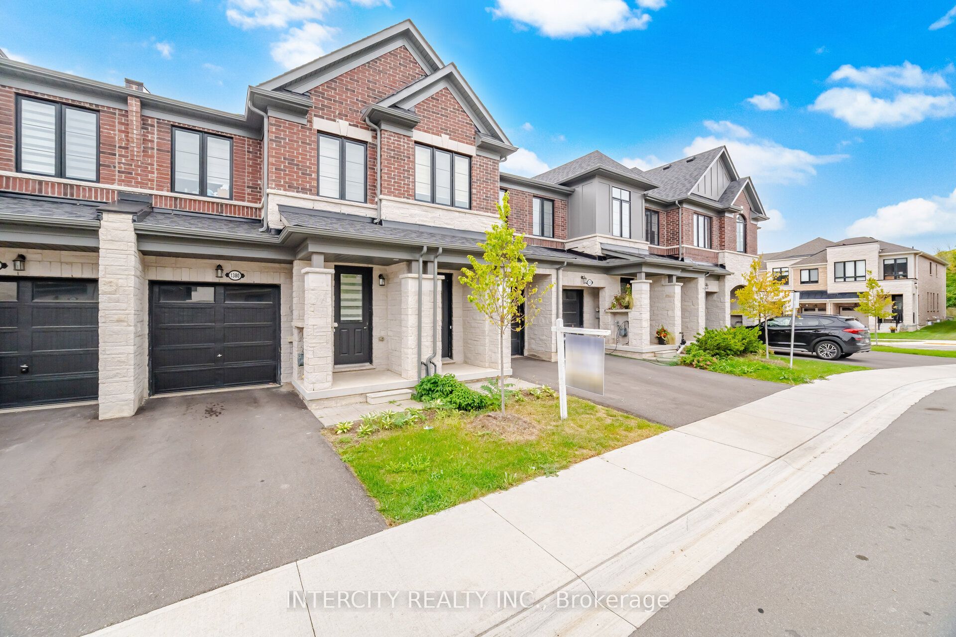 1378 National Common Property Photo 5