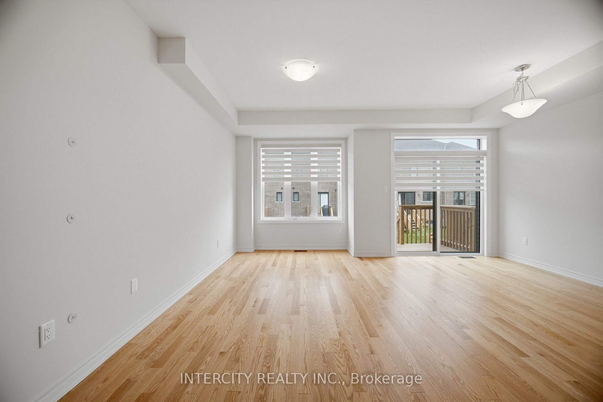 1378 National Common Property Photo 21