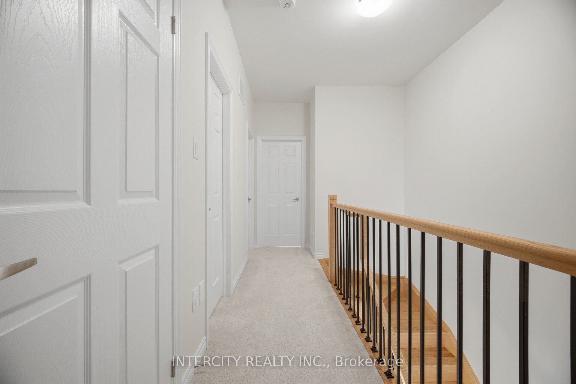 1378 National Common Property Photo 35