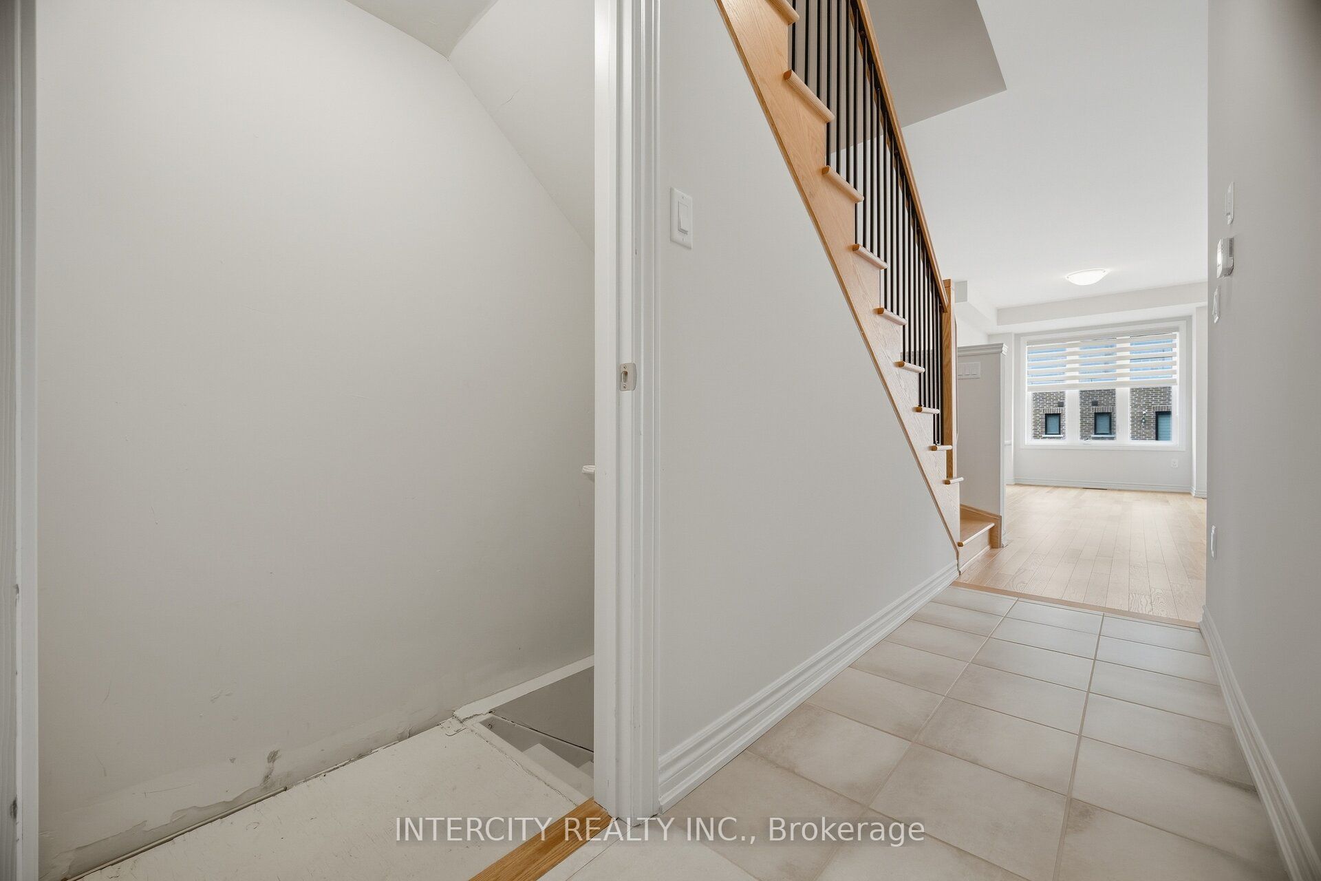 1378 National Common Property Photo 43